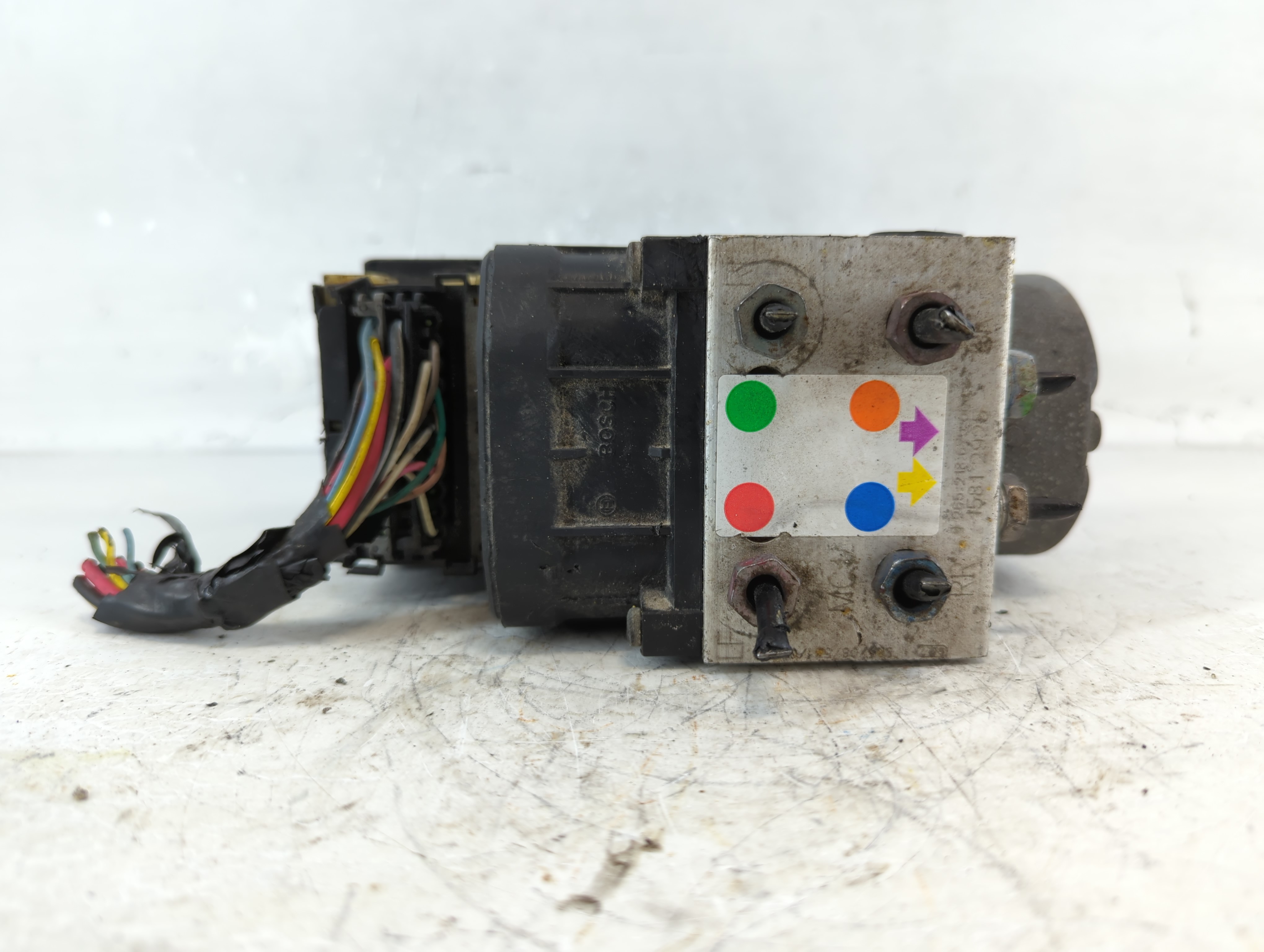 2015-2020 Ford Mustang Abs Pump Control Module 922638 - Oemusedautoparts1.com