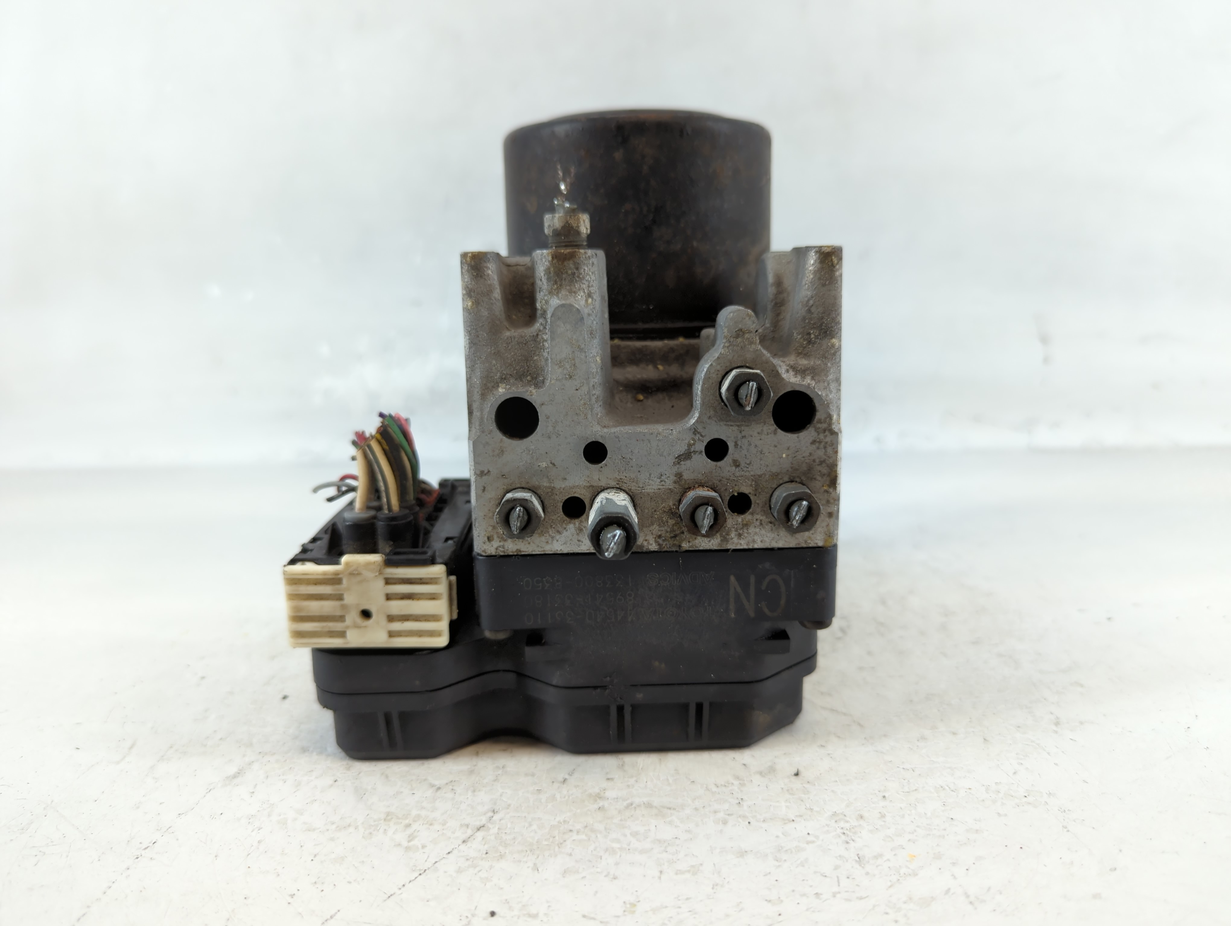 2007-2008 Toyota Solara Abs Pump Control Module 922670 - Oemusedautoparts1.com