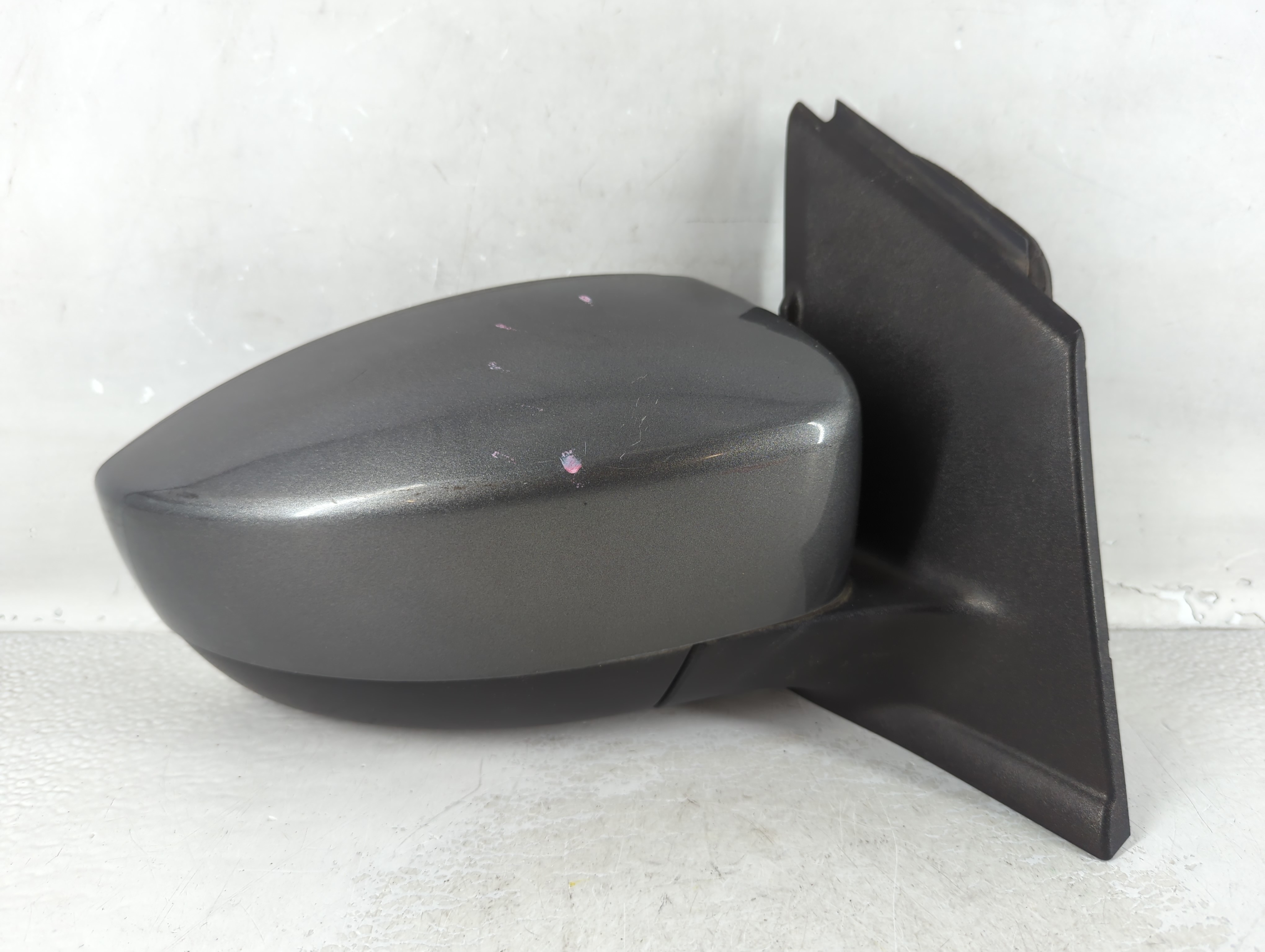 2014 Ford Escape Passenger Right Side View Manual Door Mirror Dark Grey 922697 - Oemusedautoparts1.com