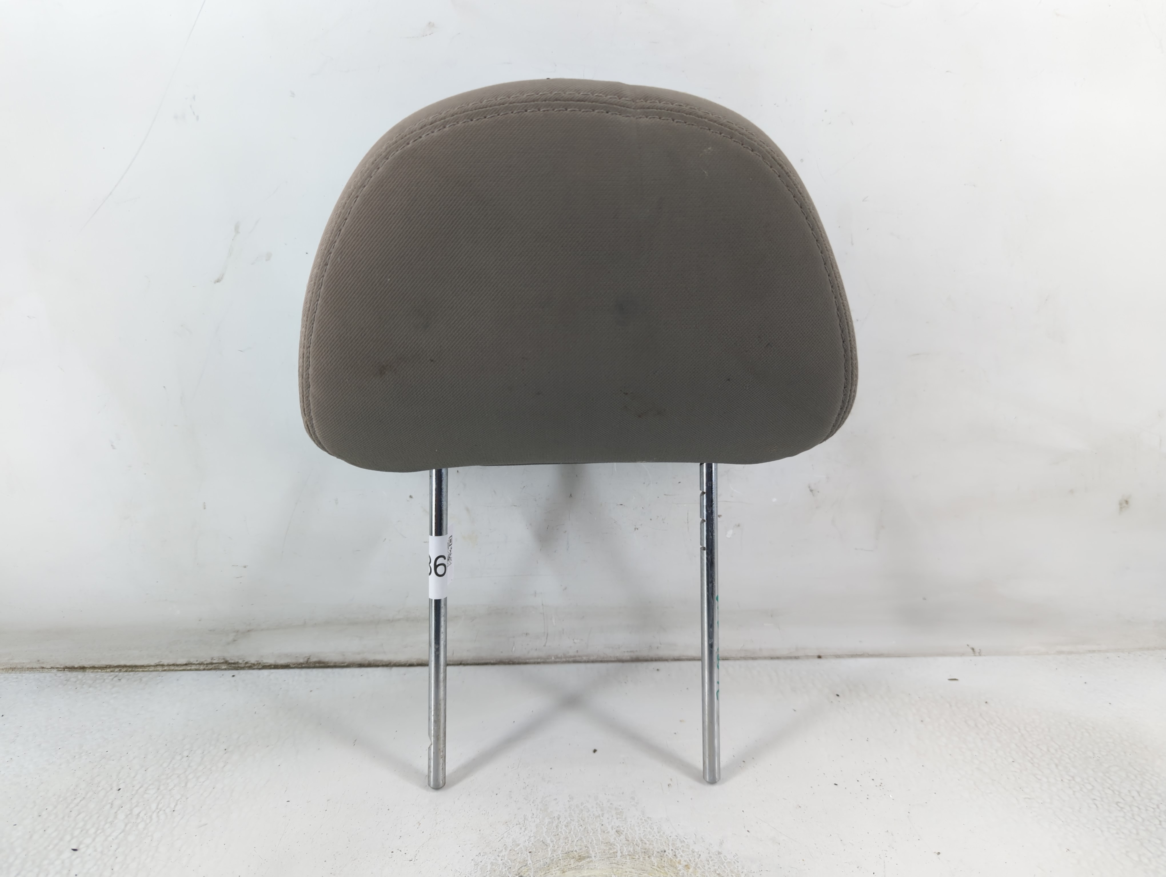 Picture of 2008-2010 Chrysler Sebring Headrest Head Rest Rear Seat 922866