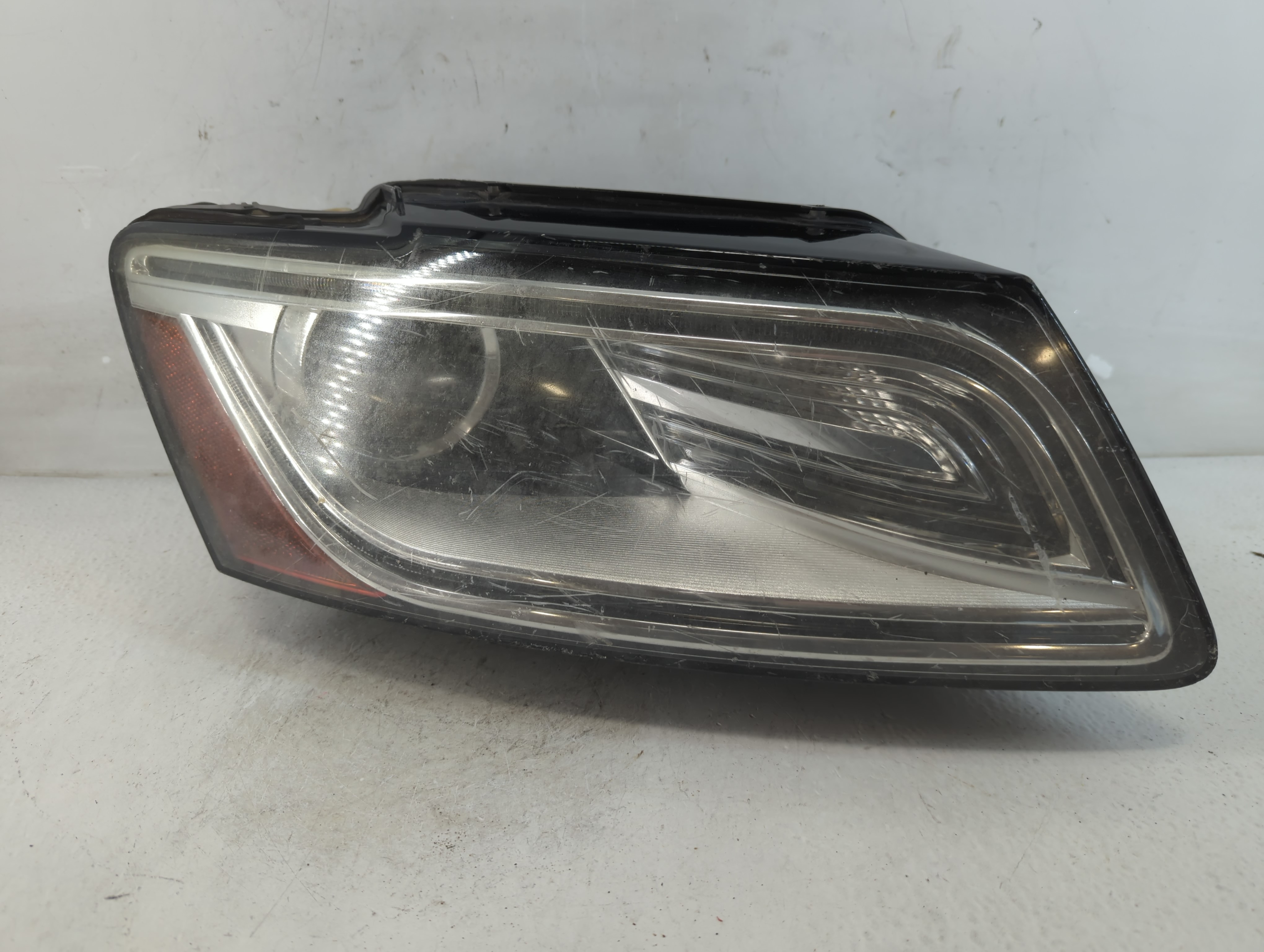 2013-2017 Audi Q5 Passenger Right Oem Head Light Headlight Lamp 922893 - Oemusedautoparts1.com