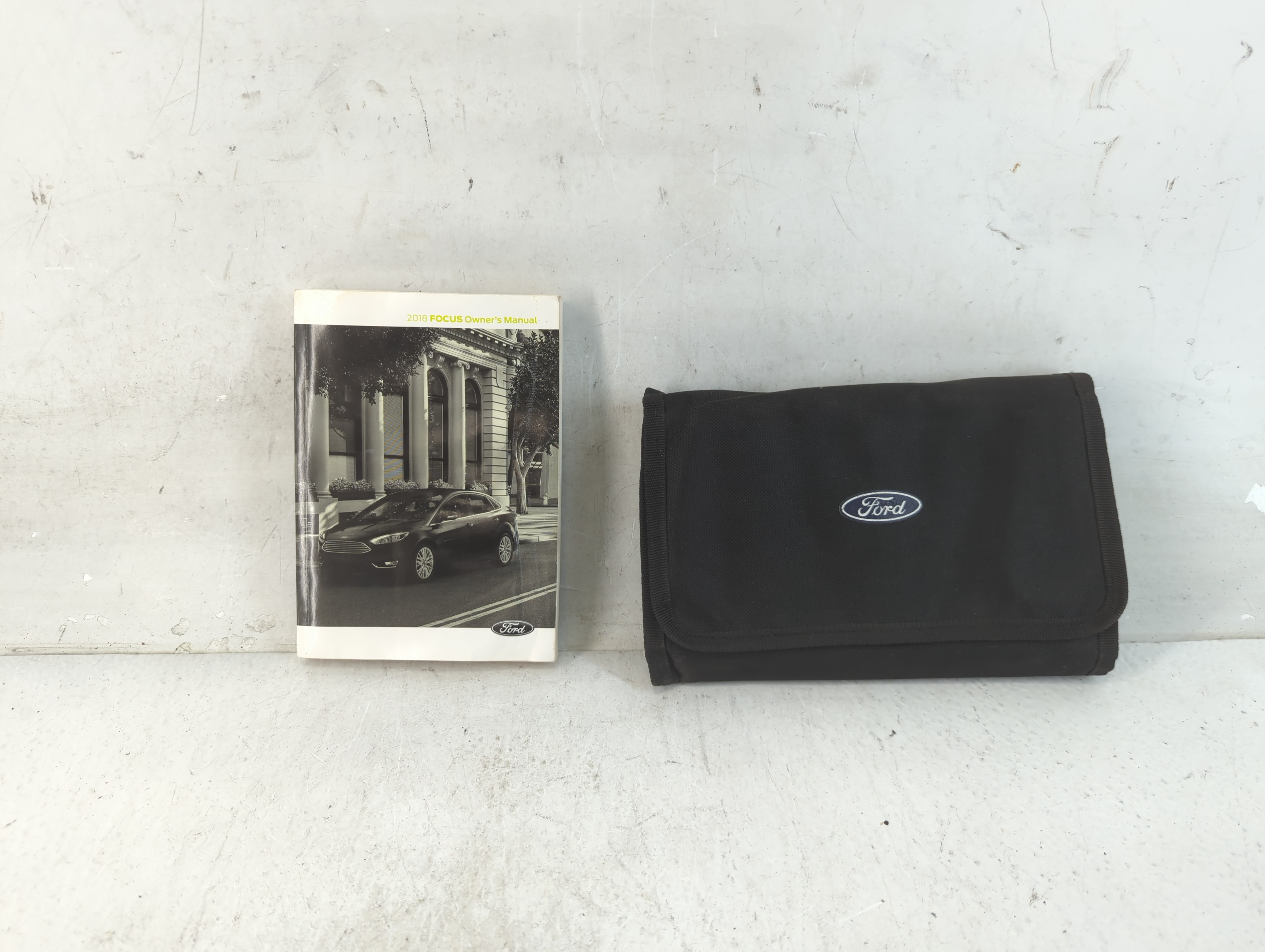 Picture of 2018 Ford Focus Owners Manual Book Guide 923024