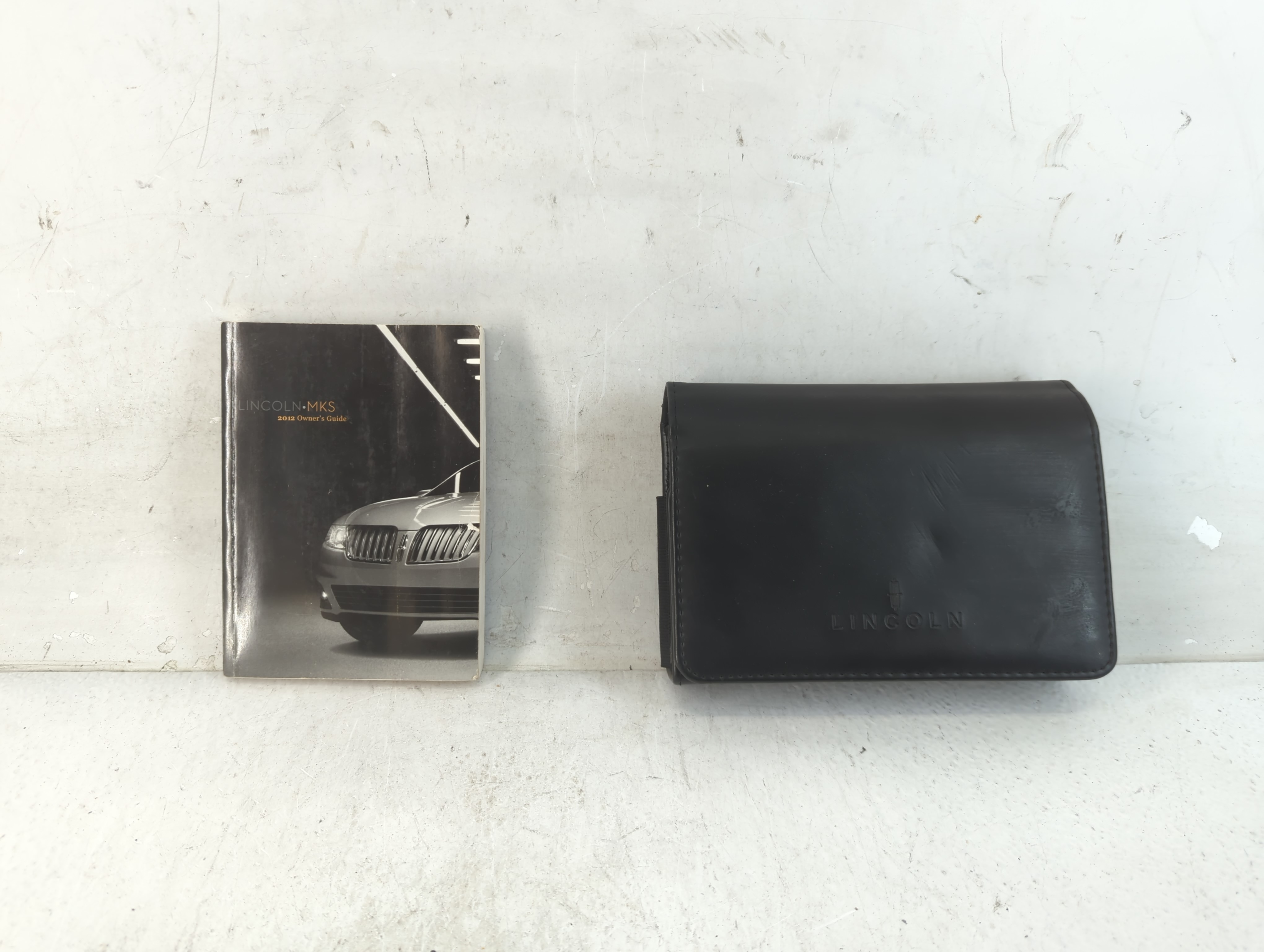 2012 Lincoln Mks Owners Manual Book Guide 923025 - Oemusedautoparts1.com