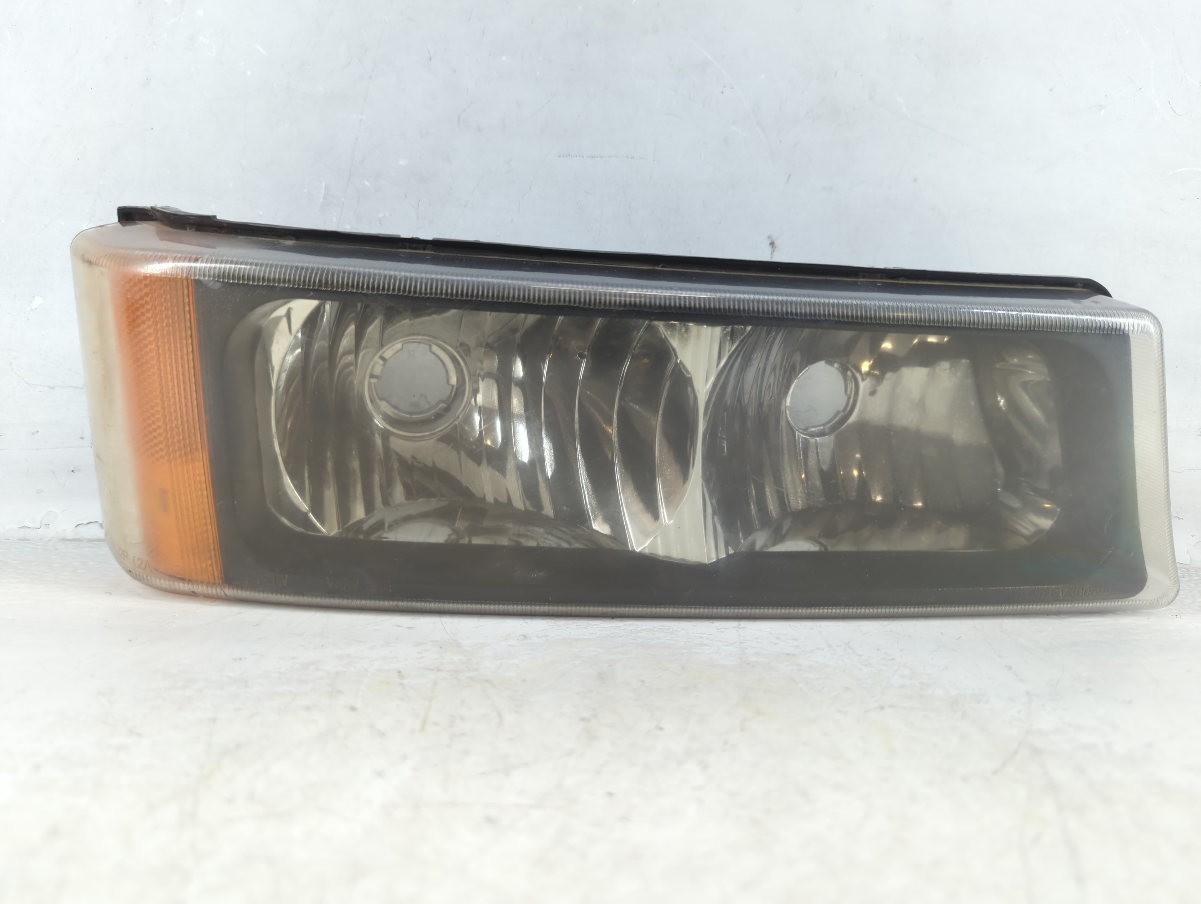 2003 Chevrolet Silverado Passenger Right Oem Head Light Headlight Lamp 923046 - Oemusedautoparts1.com