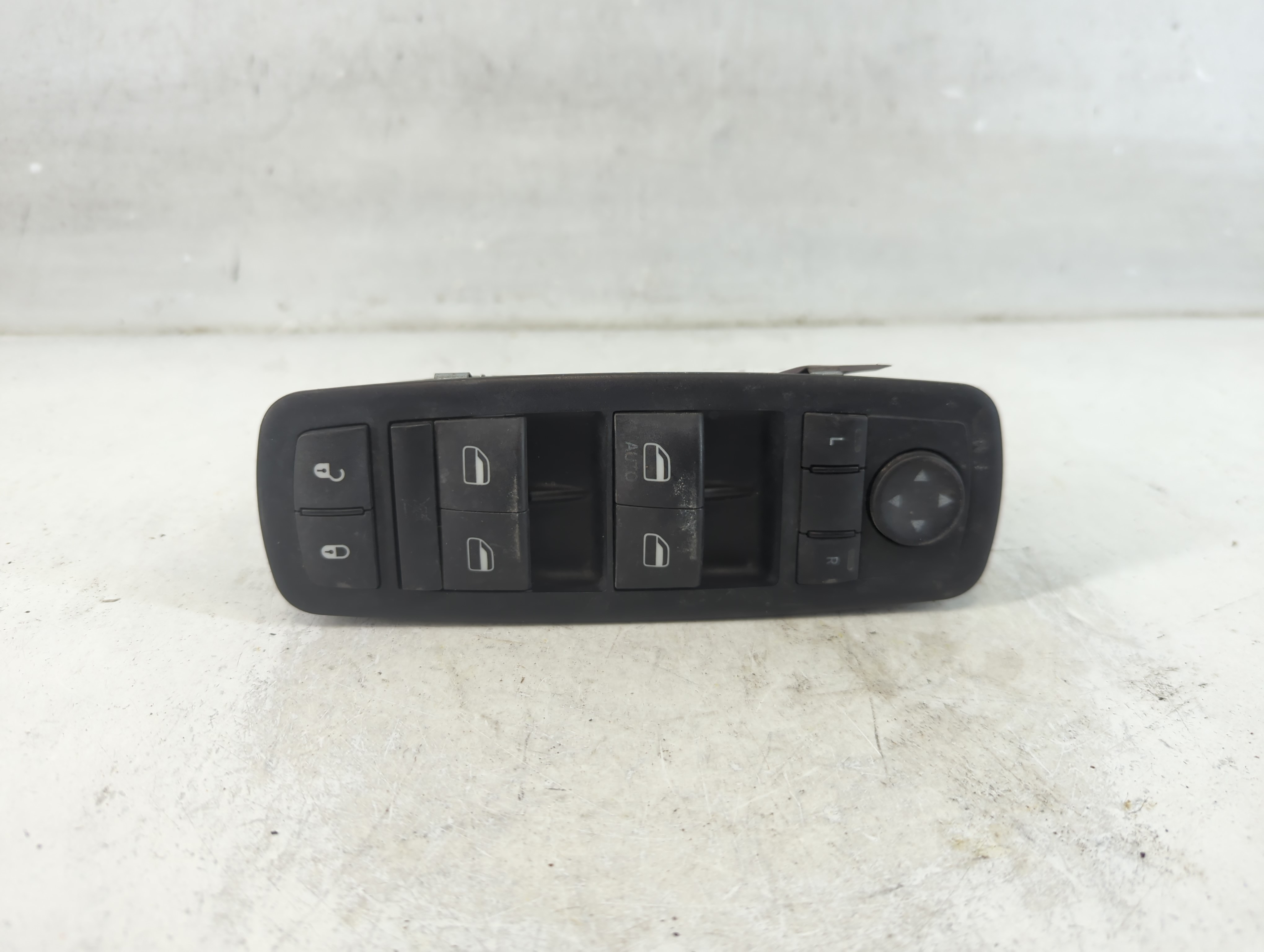 2008-2012 Jeep Liberty Driver Left Door Master Power Window Switch 923048 - Oemusedautoparts1.com