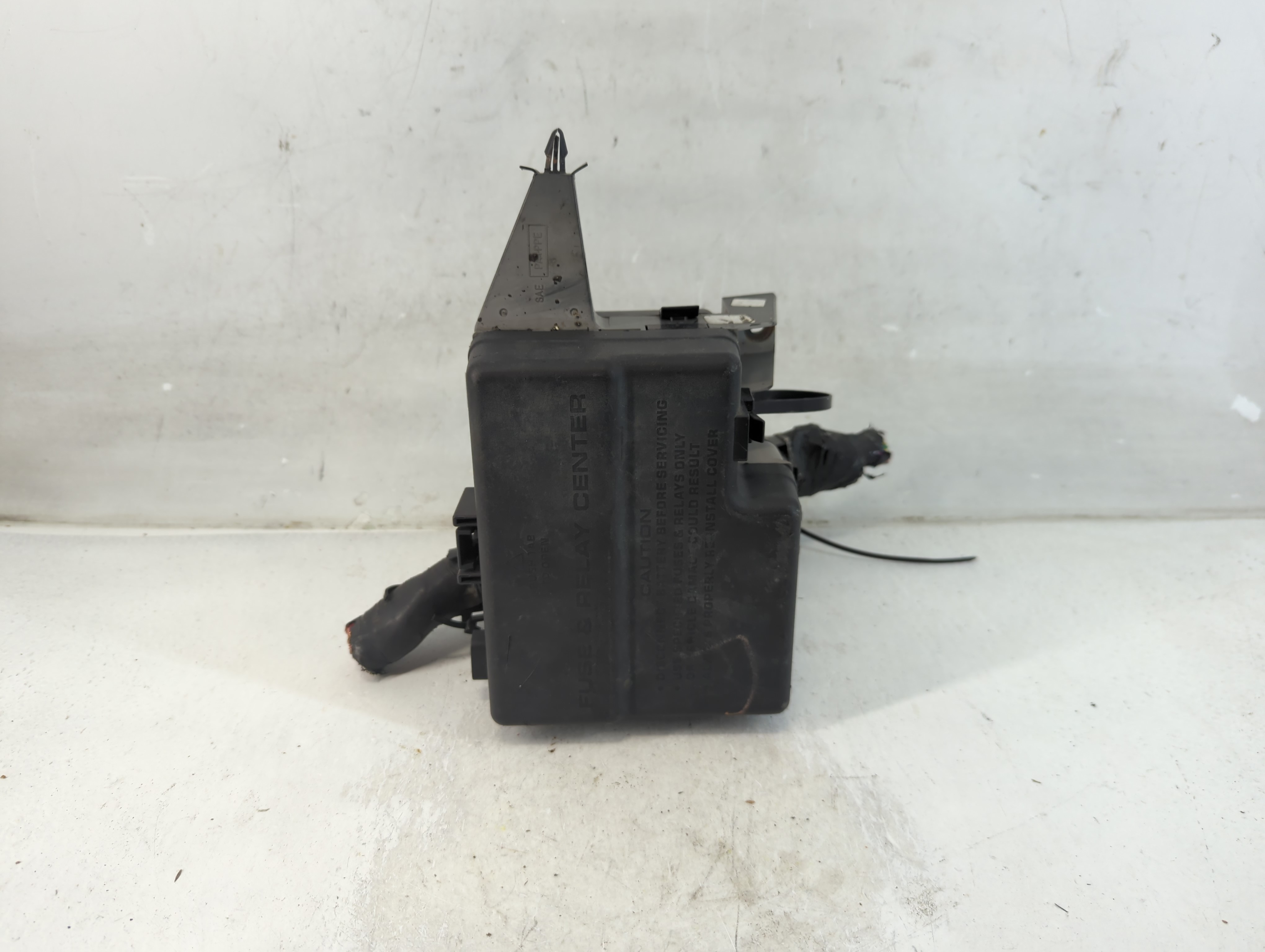Picture of 2012-2015 Honda Pilot Fusebox Fuse Box Relay Module 7154-8633-30 923081