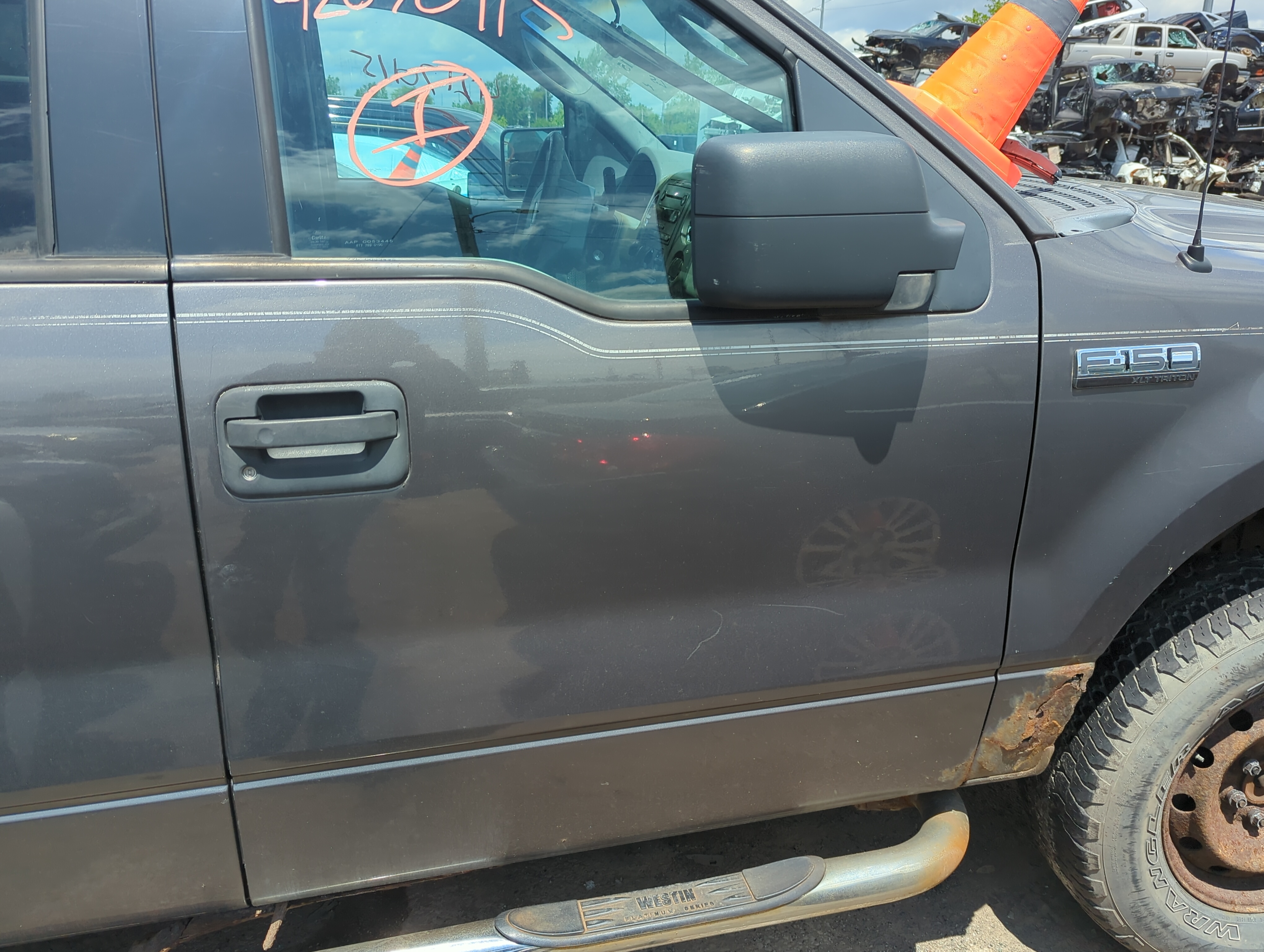 Picture of 2004-2008 Ford F-150 Passenger Front Door Oem 923304