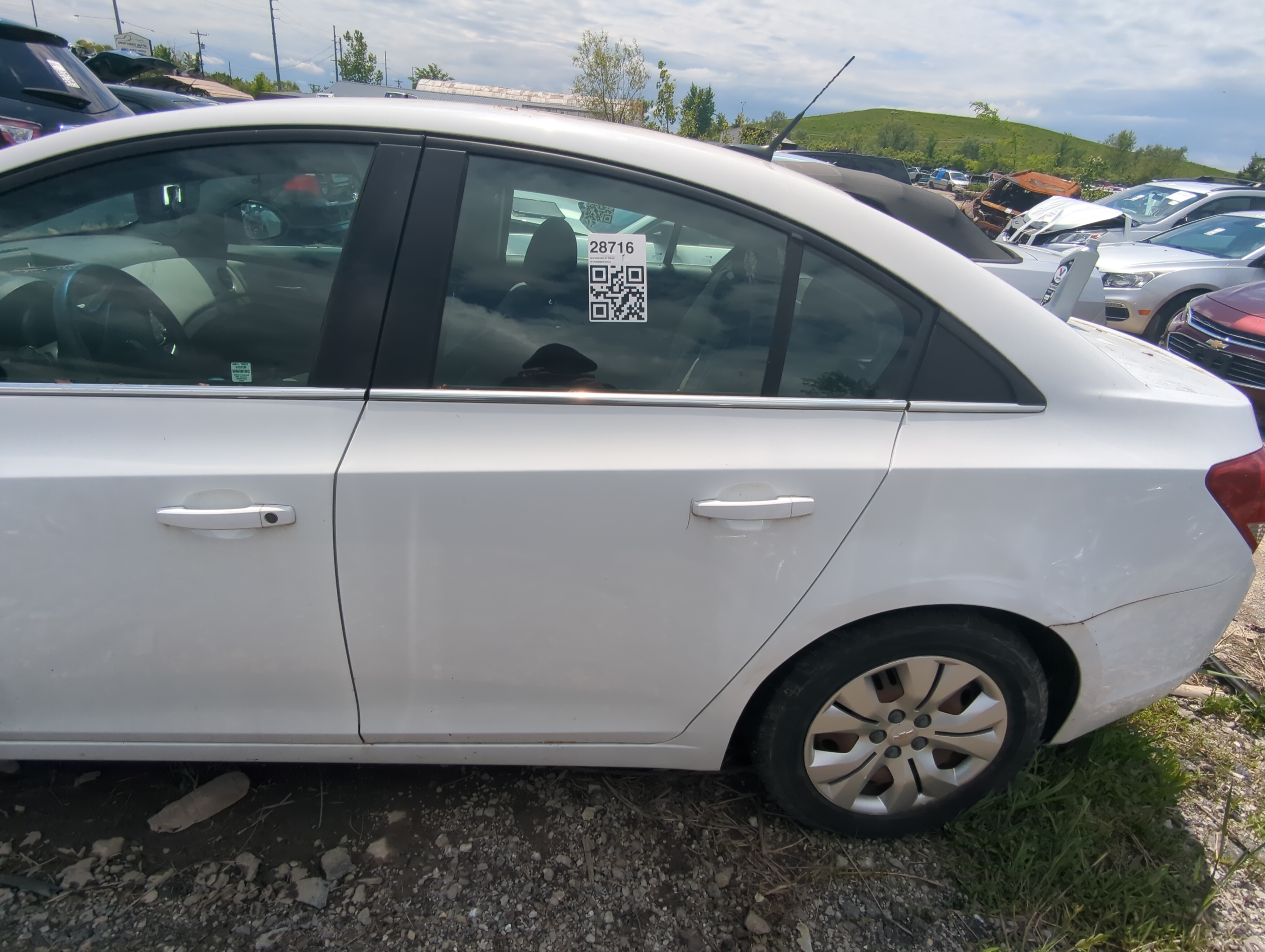 2011-2012 Chevrolet Cruze Driver Rear Door Oem 923975 - Oemusedautoparts1.com