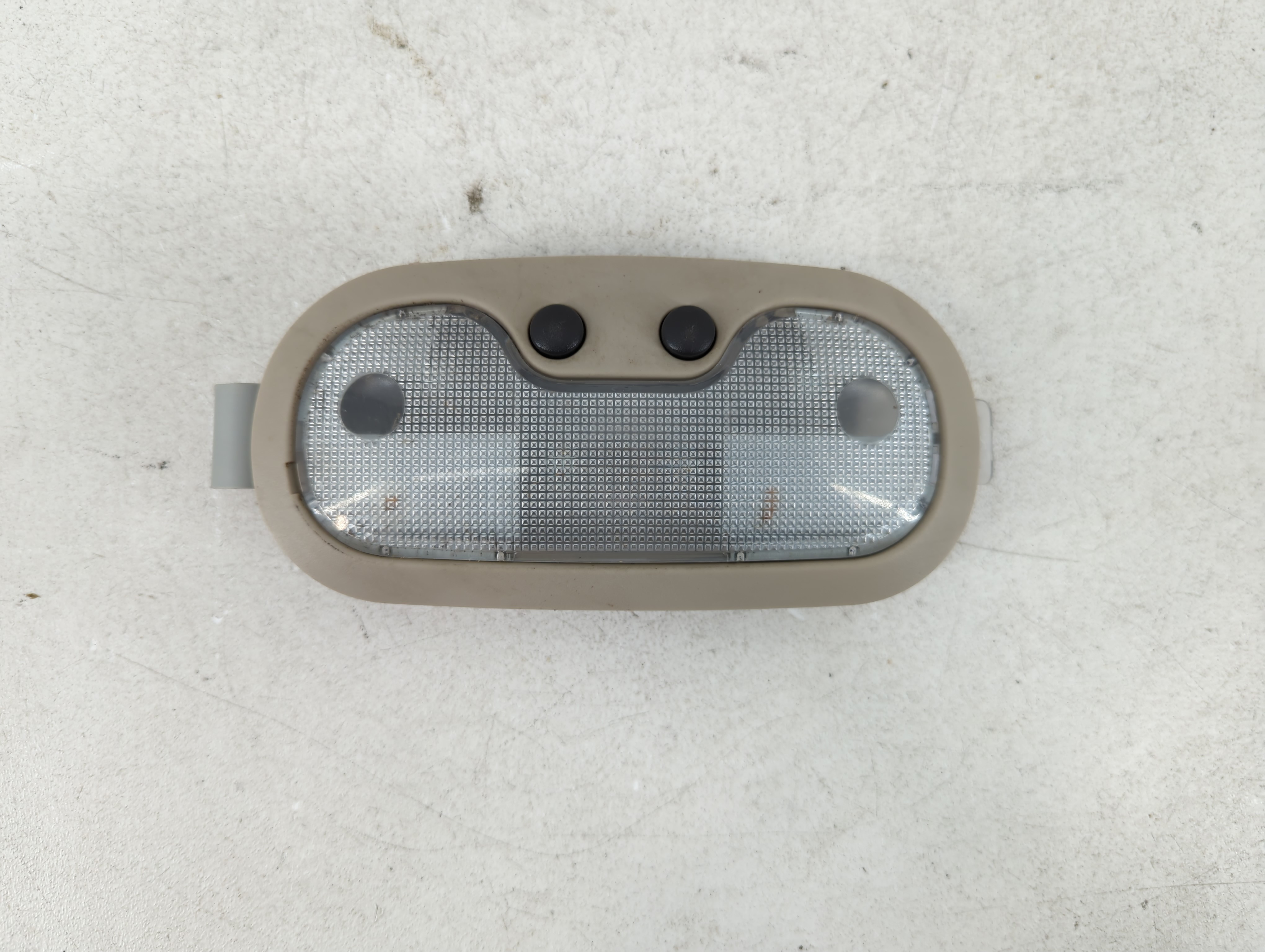 2006 Chevrolet Tahoe Overhead Roof Console 924149 - Oemusedautoparts1.com