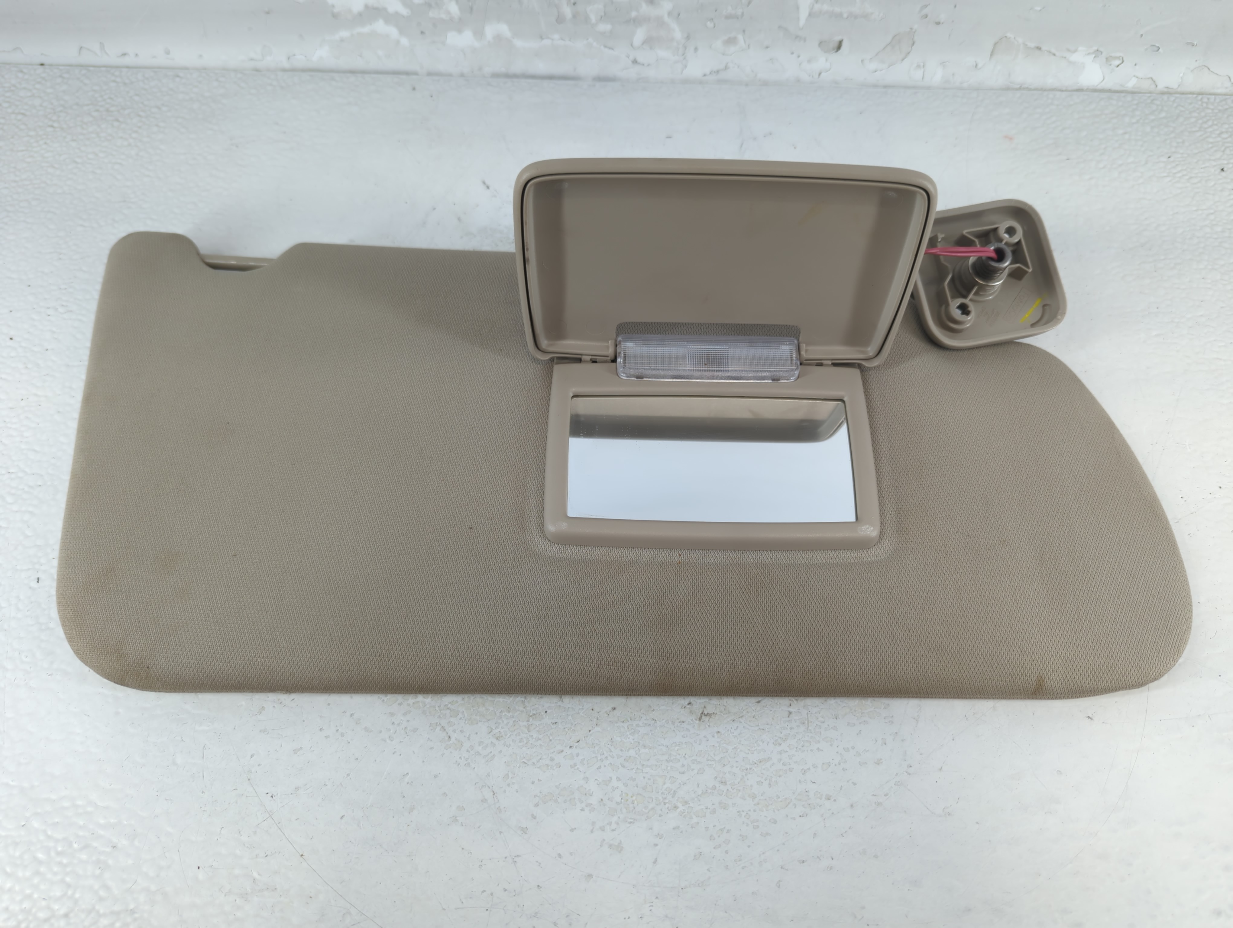 2009-2012 Ford Flex Driver Sun Visor Mirror Left Sunvisor Grey 924343 - Oemusedautoparts1.com