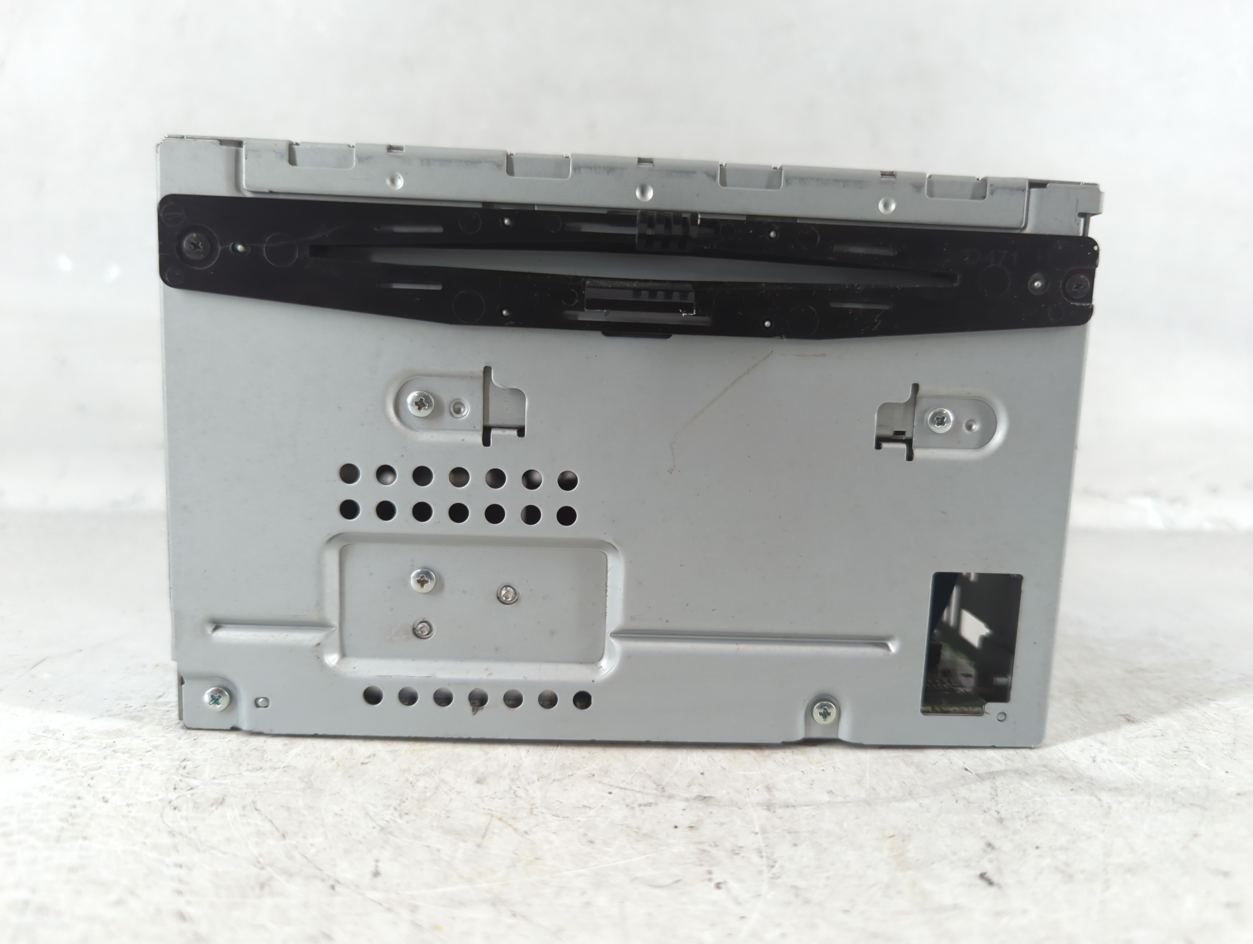 2011 Ford Flex Am Fm Cd Player Radio Receiver 924346 - Oemusedautoparts1.com