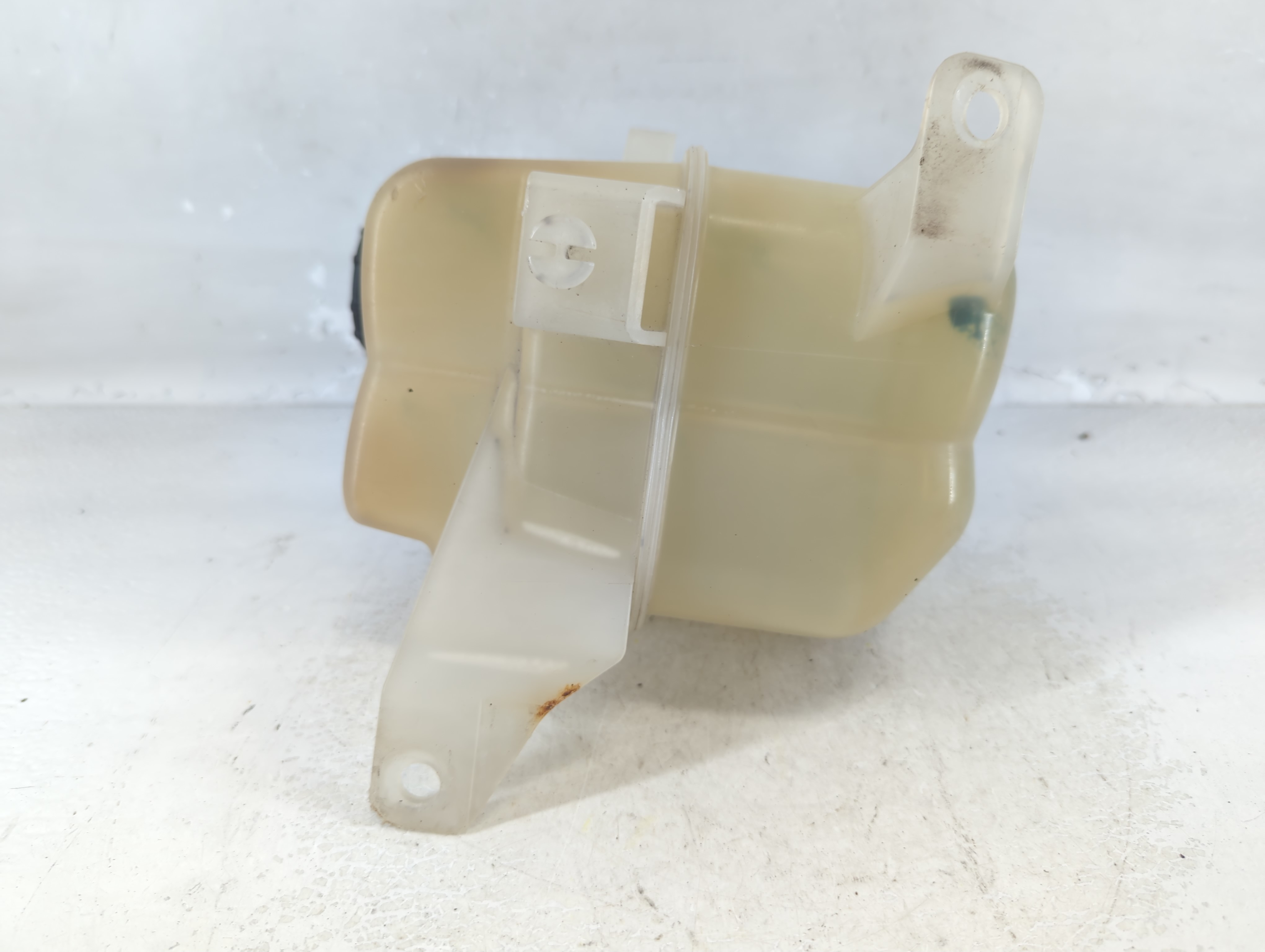 2009-2019 Ford Flex Radiator Coolant Overflow Expansion Tank Bottle 924361 - Oemusedautoparts1.com