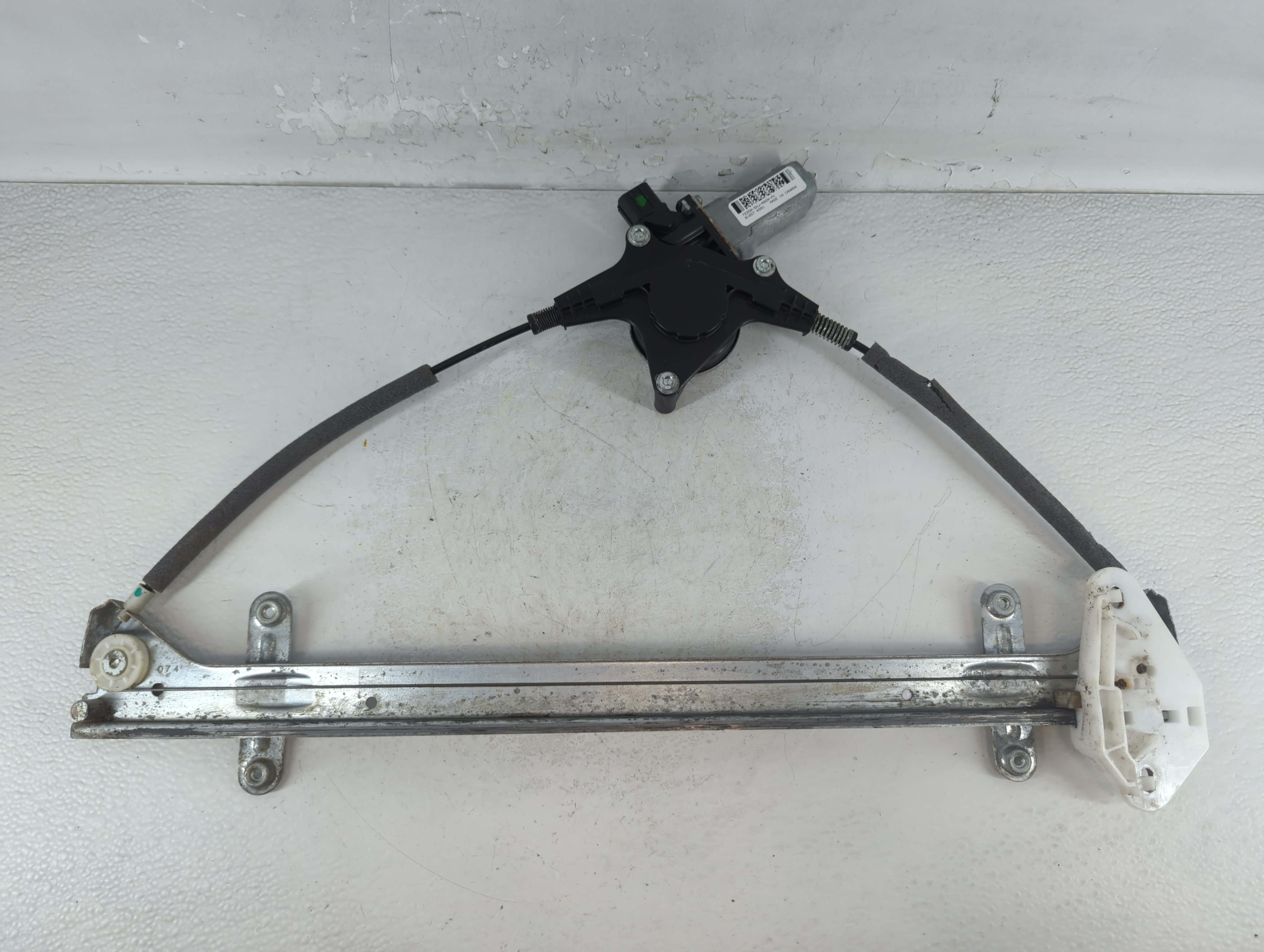 Picture of 2005-2010 Honda Odyssey Driver Left Front Window Regulator 924586