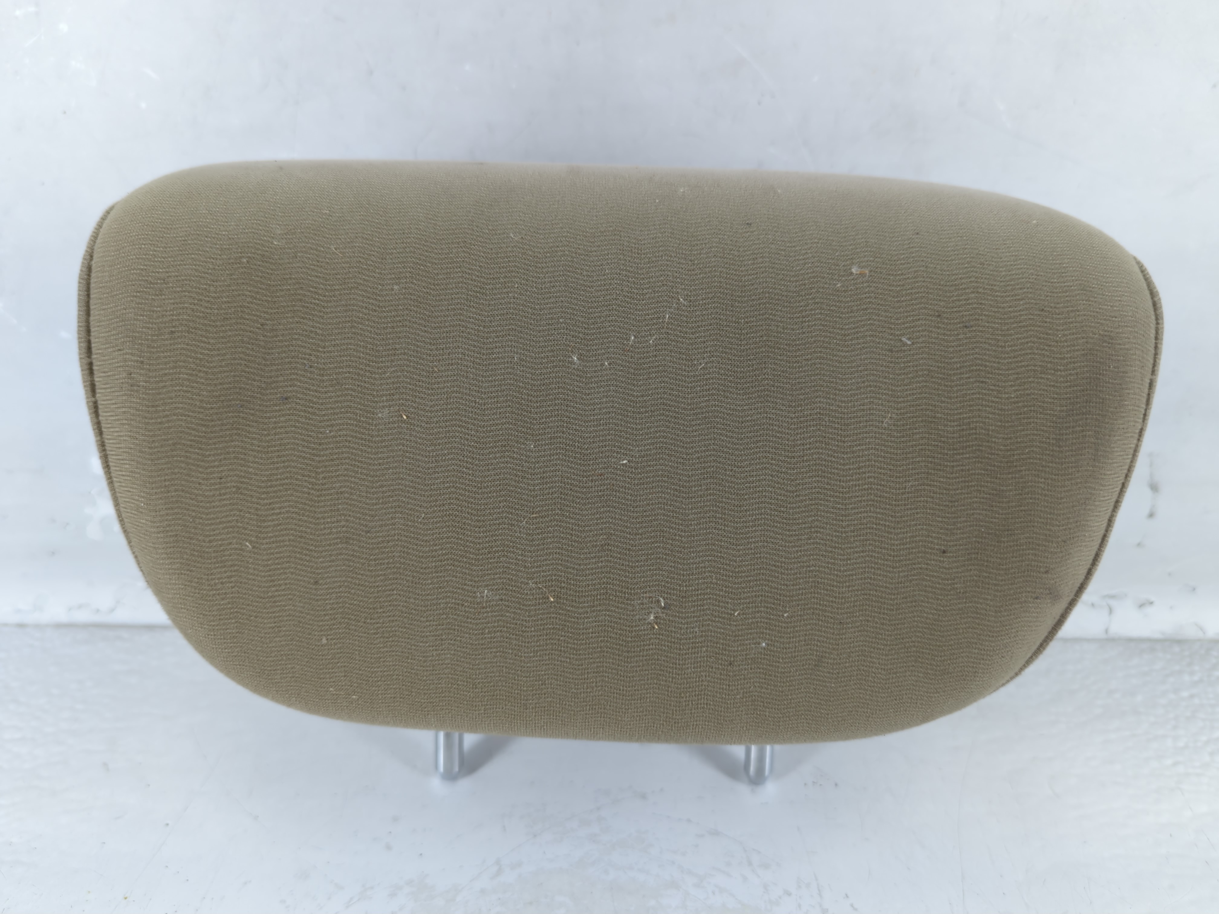2005-2008 Hyundai Tucson Headrest Head Rest Rear Seat 924676 - Oemusedautoparts1.com