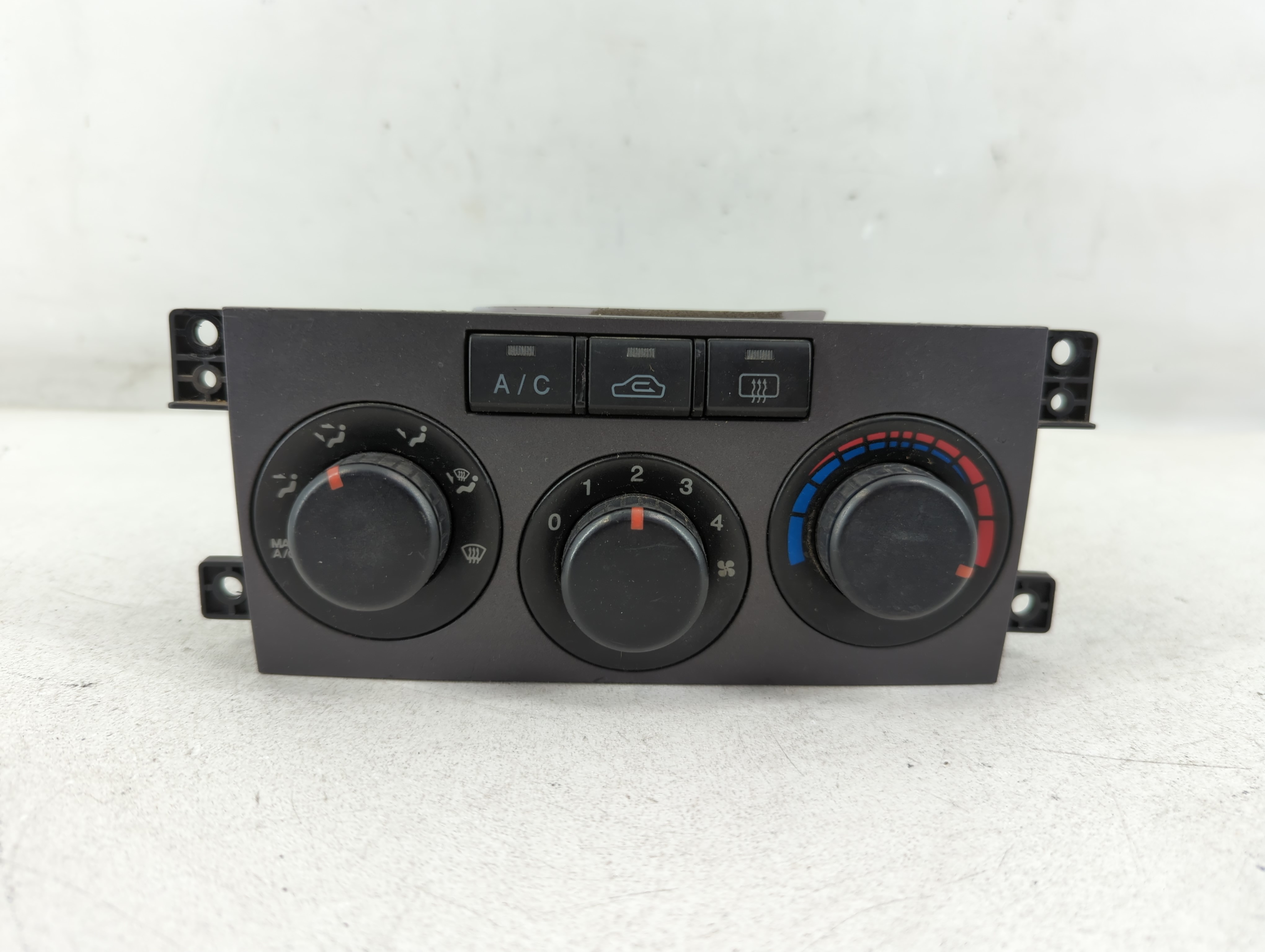 Picture of 2004-2006 Hyundai Elantra Ac Heater Climate Control 924682
