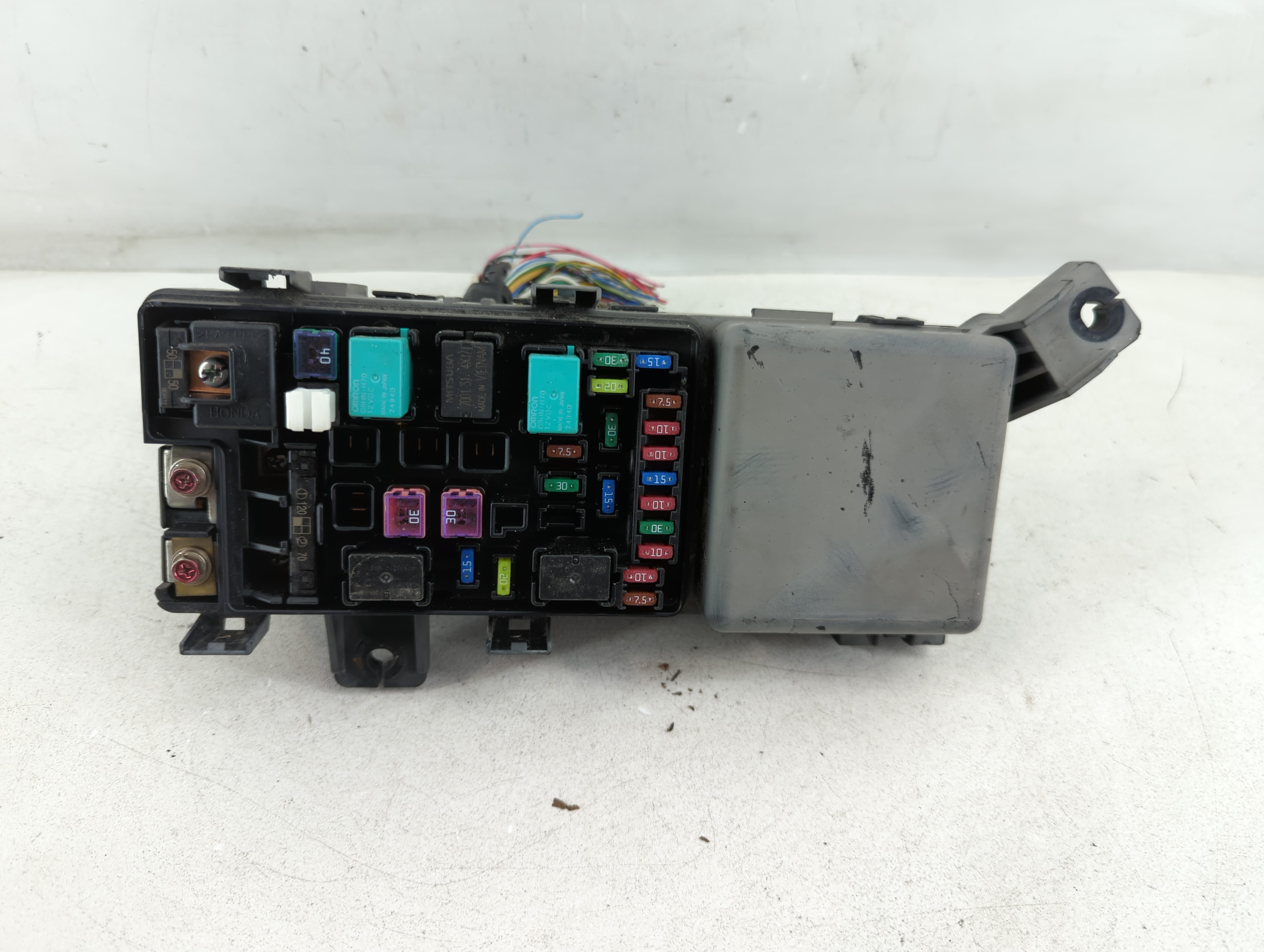 Picture of 2005-2010 Honda Odyssey Fusebox Fuse Box Relay Module 924685