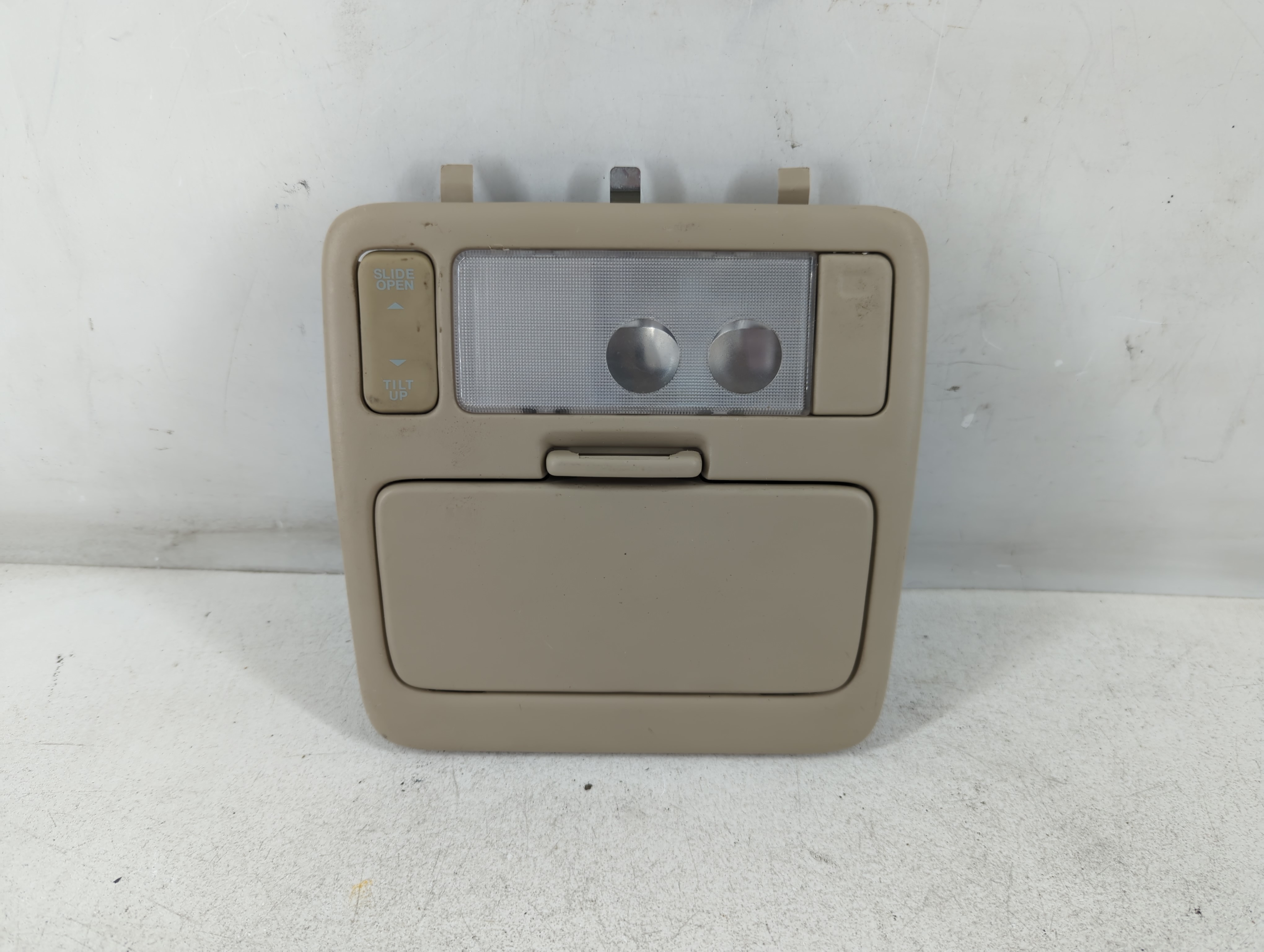 1999 Lexus Rx300 Overhead Roof Console 924687 - Oemusedautoparts1.com