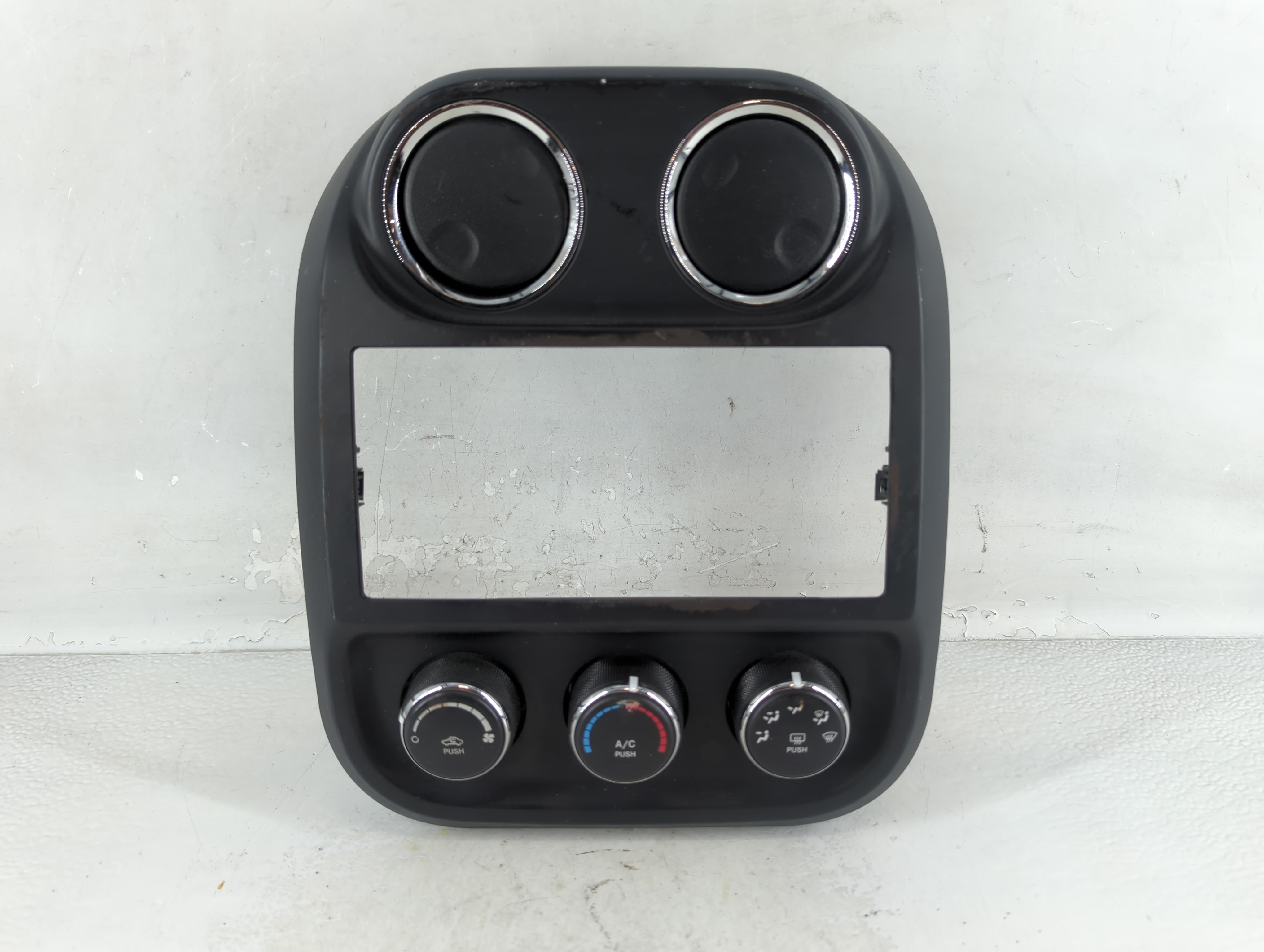 Jeep Compass Ac Heater Climate Control P55111278af 924716 - Oemusedautoparts1.com