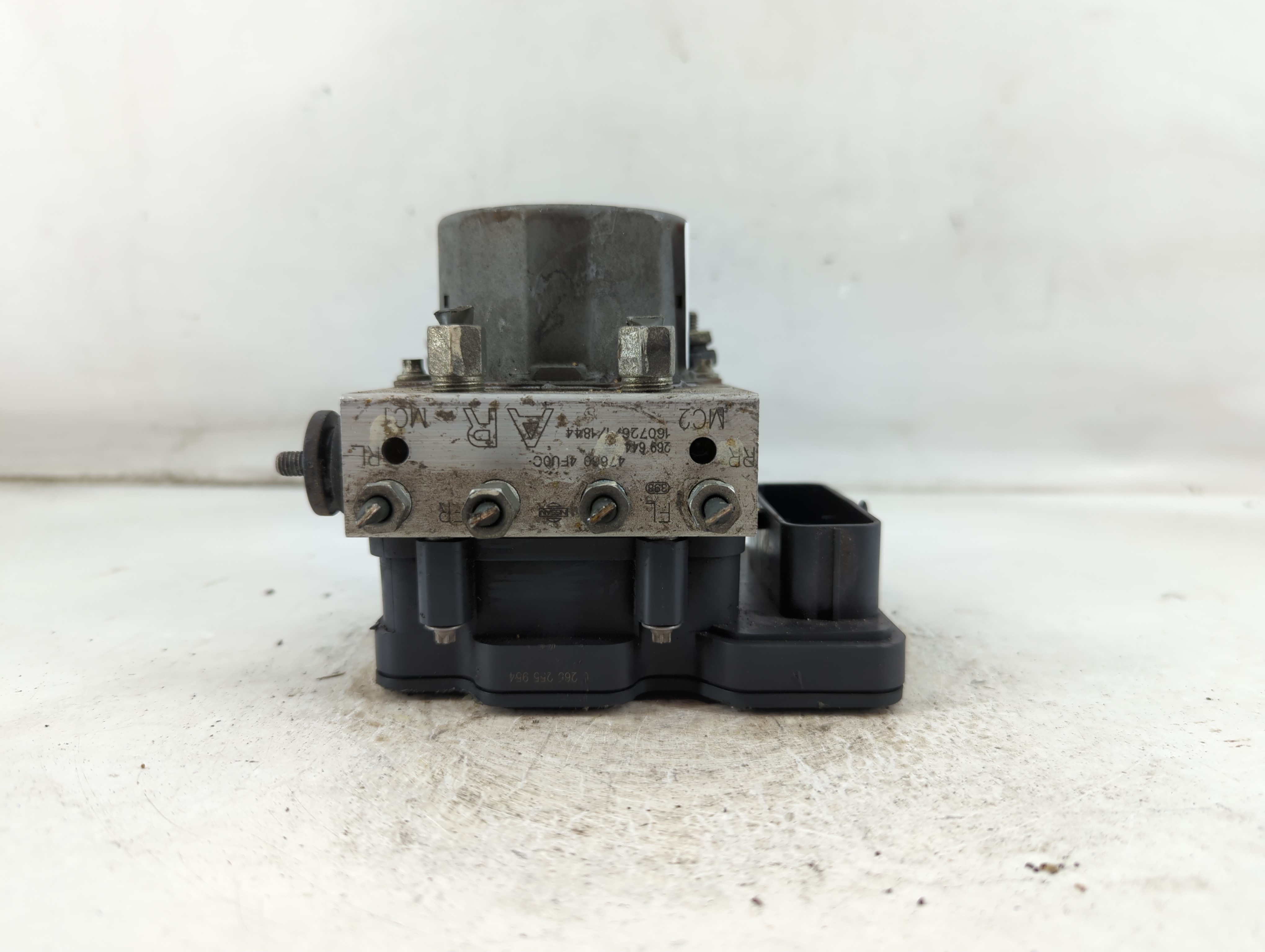 Picture of 2016-2018 Nissan Sentra Abs Pump Control Module 924775