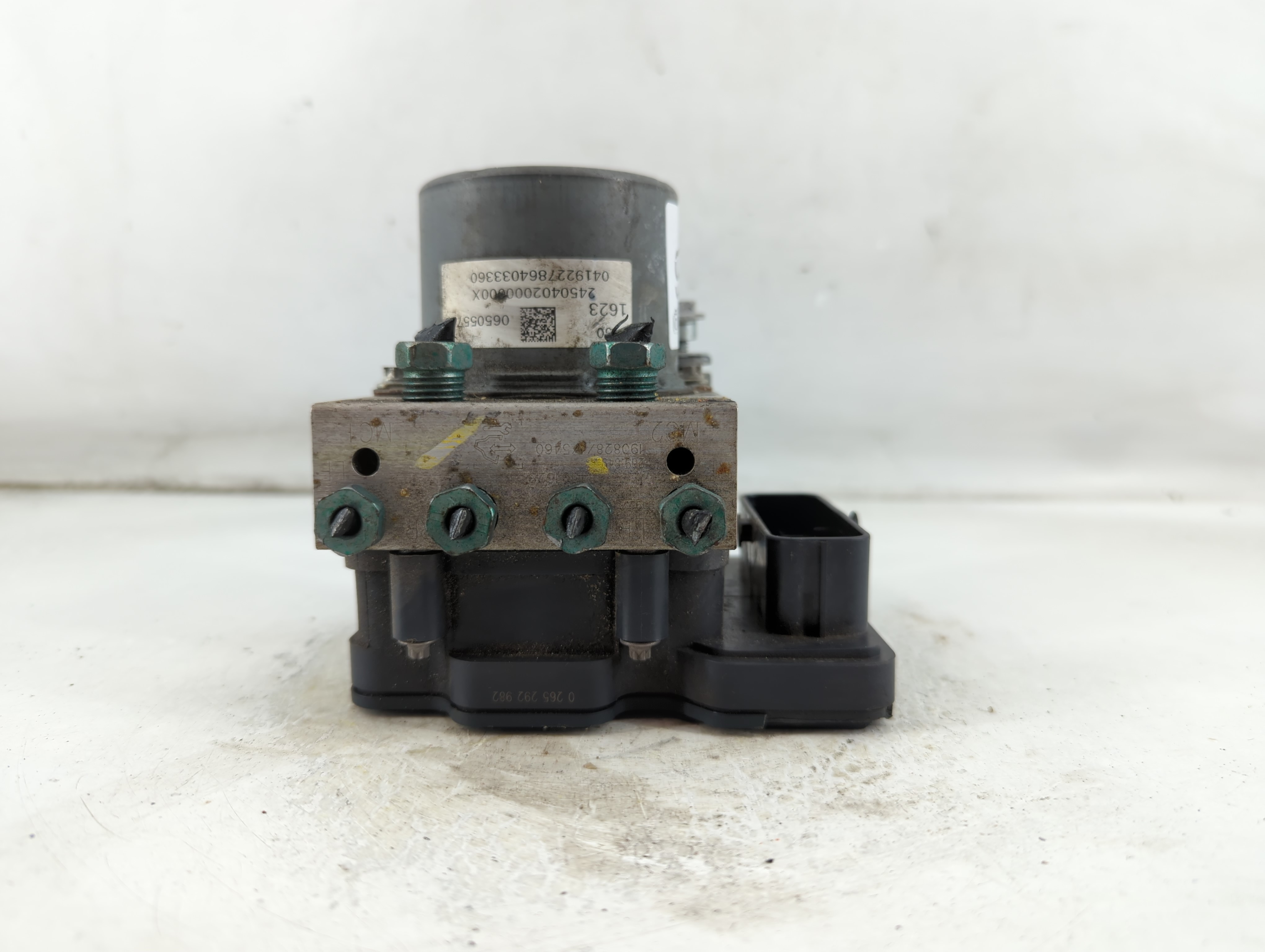 2019-2021 Chevrolet Malibu Abs Pump Control Module 924785 - Oemusedautoparts1.com