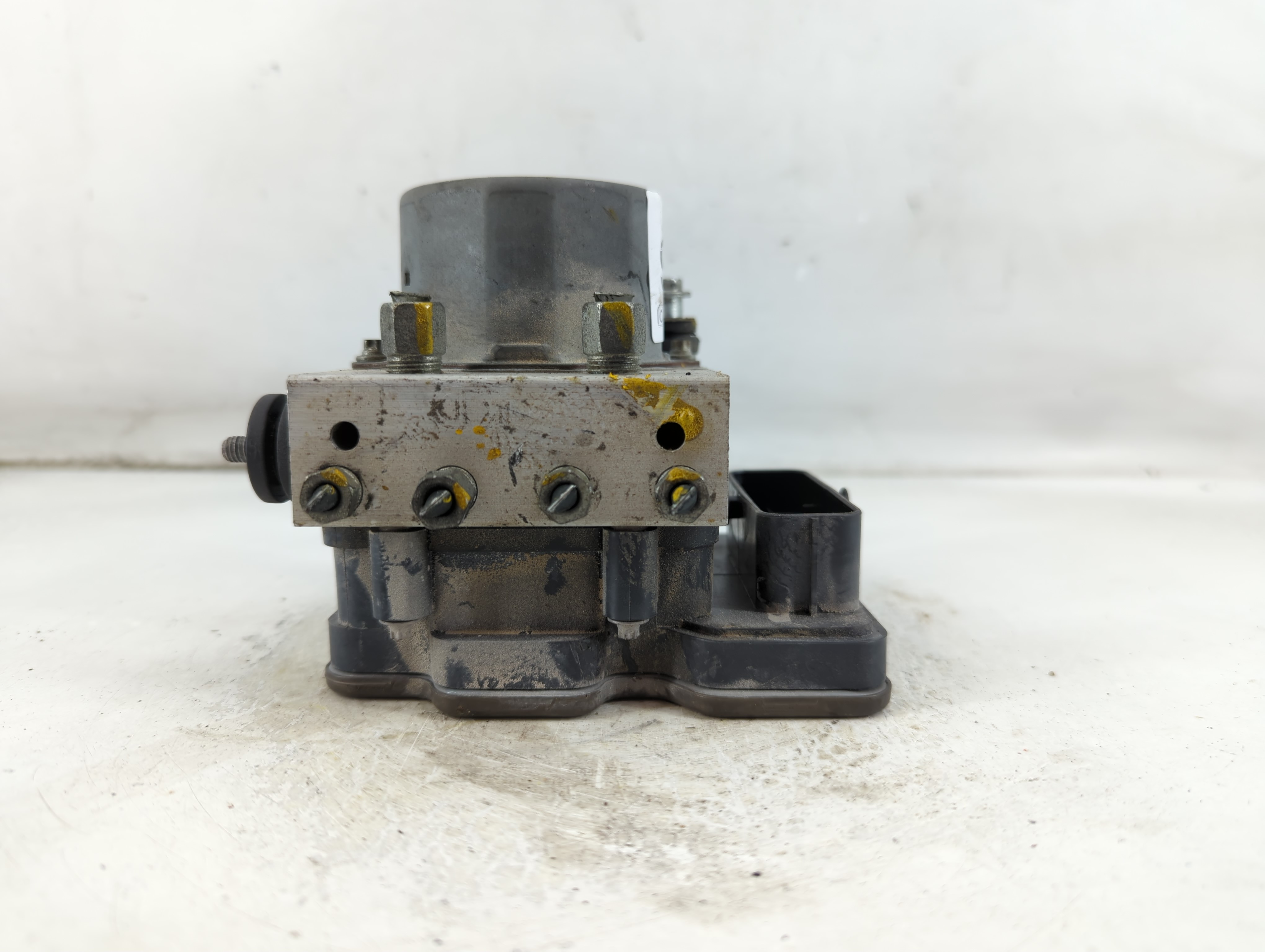 2019-2019 Nissan Sentra Abs Pump Control Module 924786 - Oemusedautoparts1.com