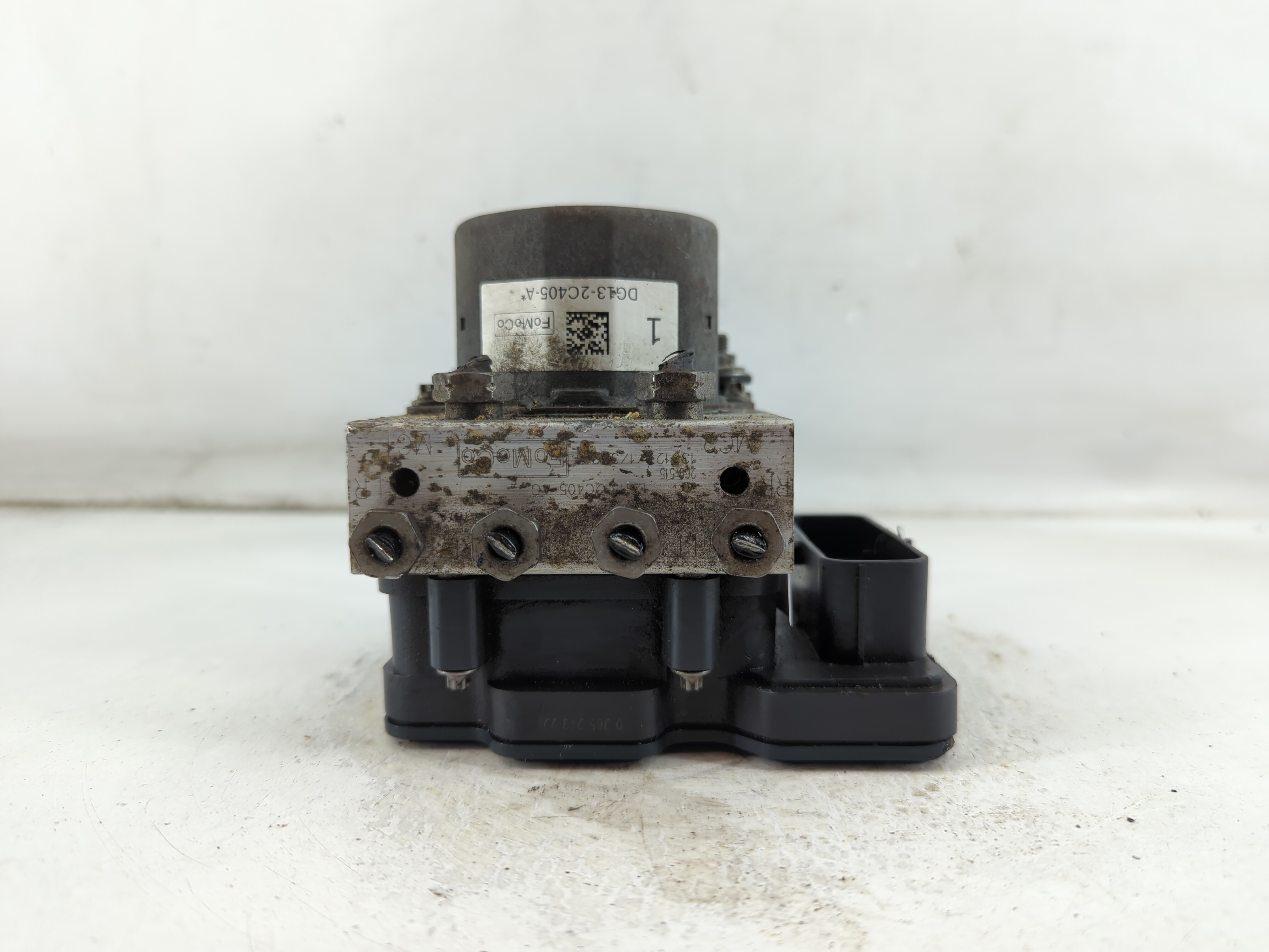 2013-2014 Ford Taurus Abs Pump Control Module 924792 - Oemusedautoparts1.com