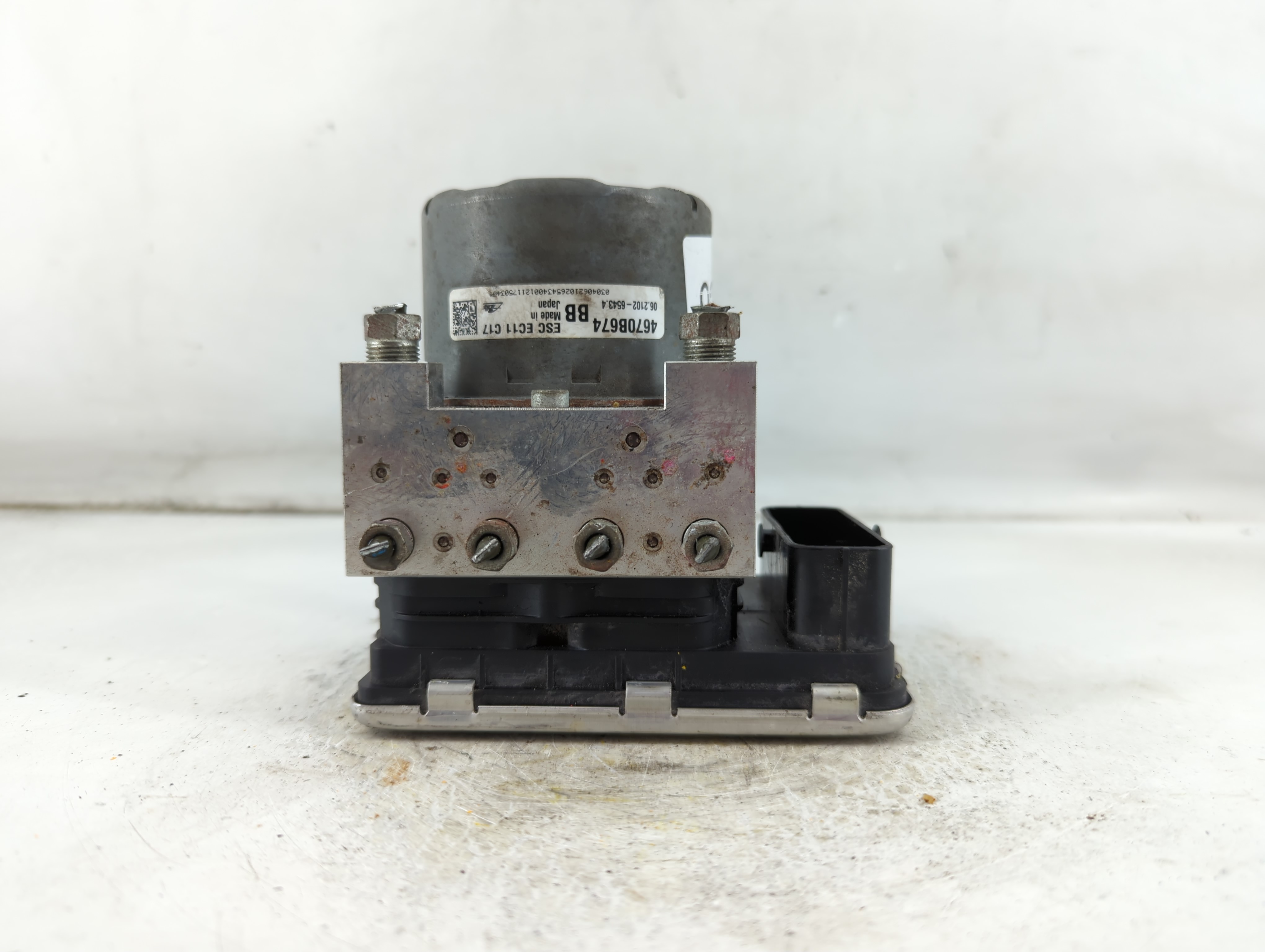 2021 Mitsubishi Outlander Sport Abs Pump Control Module 924798 - Oemusedautoparts1.com