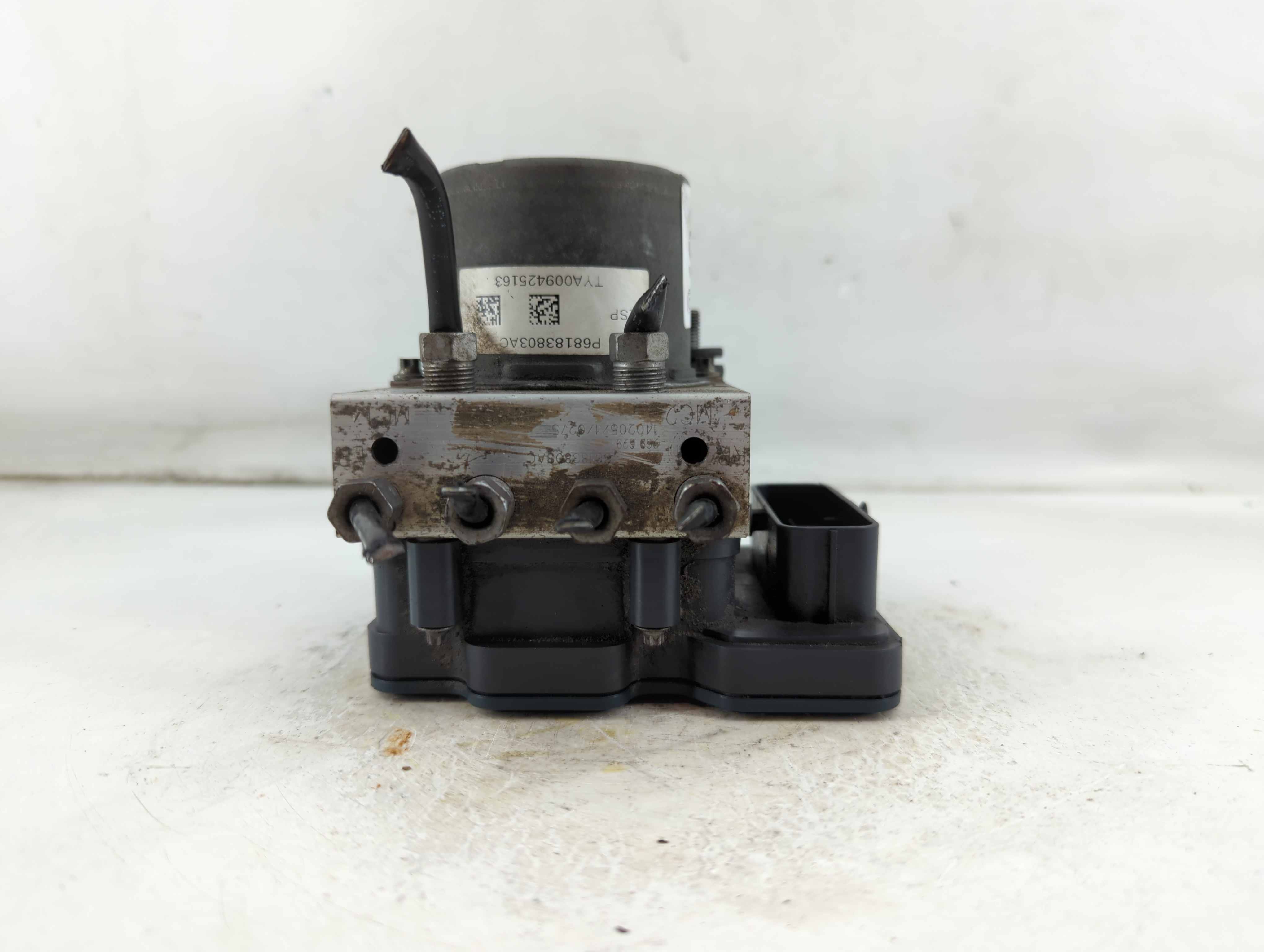 2014-2014 Chrysler Town & Country Abs Pump Control Module 924804 - Oemusedautoparts1.com