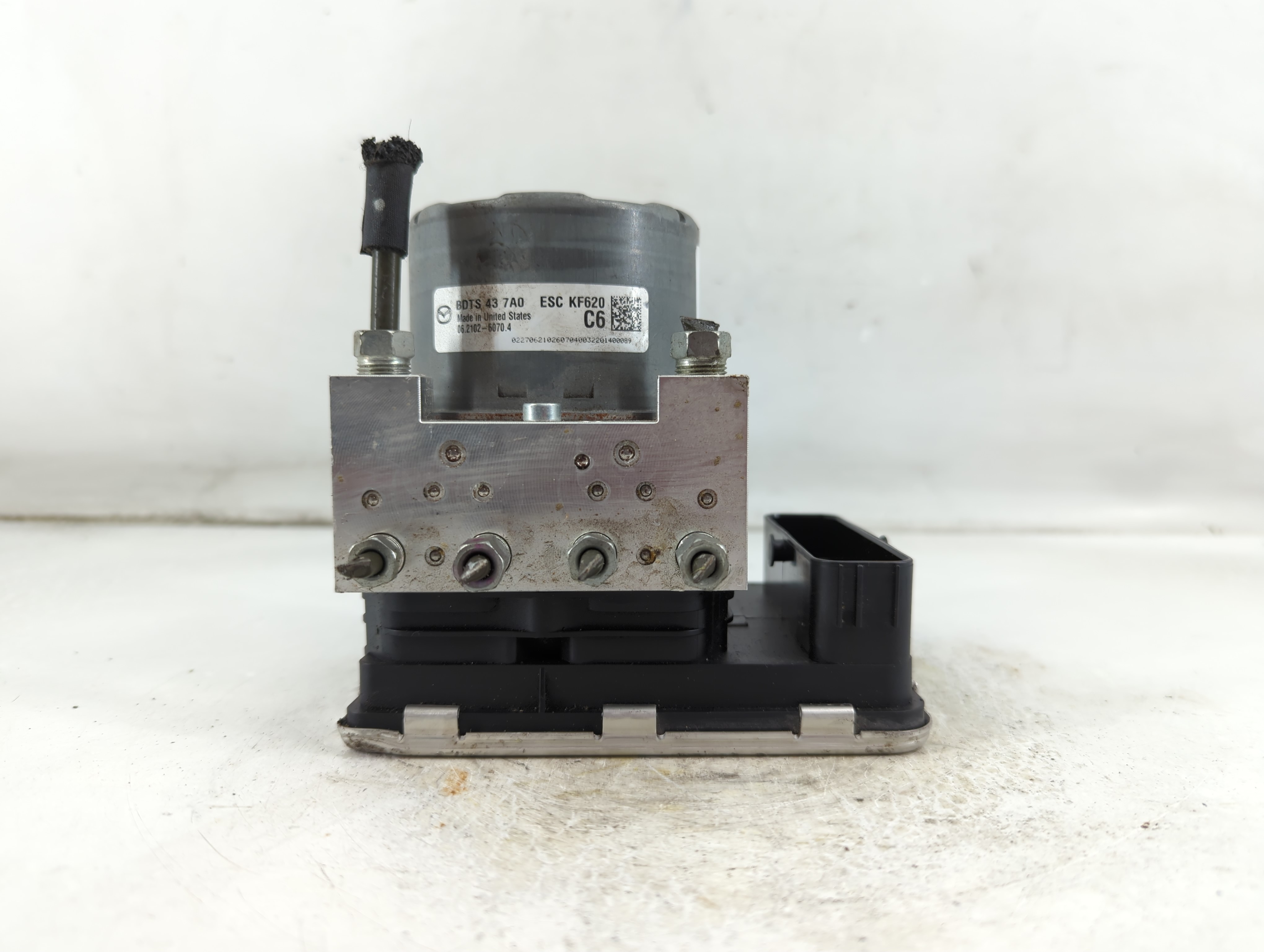 Picture of 2019-2022 Mazda 3 Abs Pump Control Module 924831