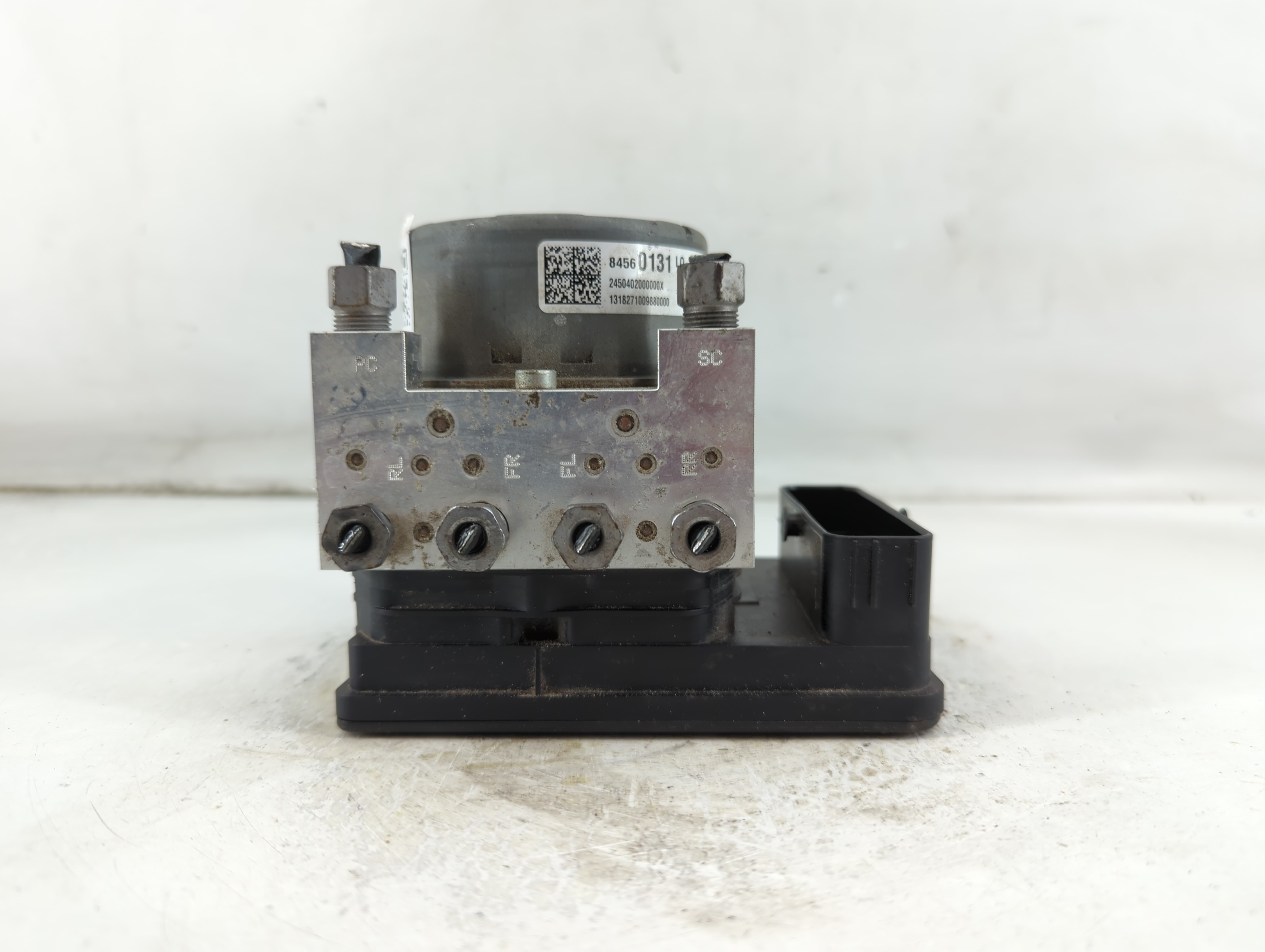 2018-2019 Chevrolet Equinox Abs Pump Control Module 924836 - Oemusedautoparts1.com