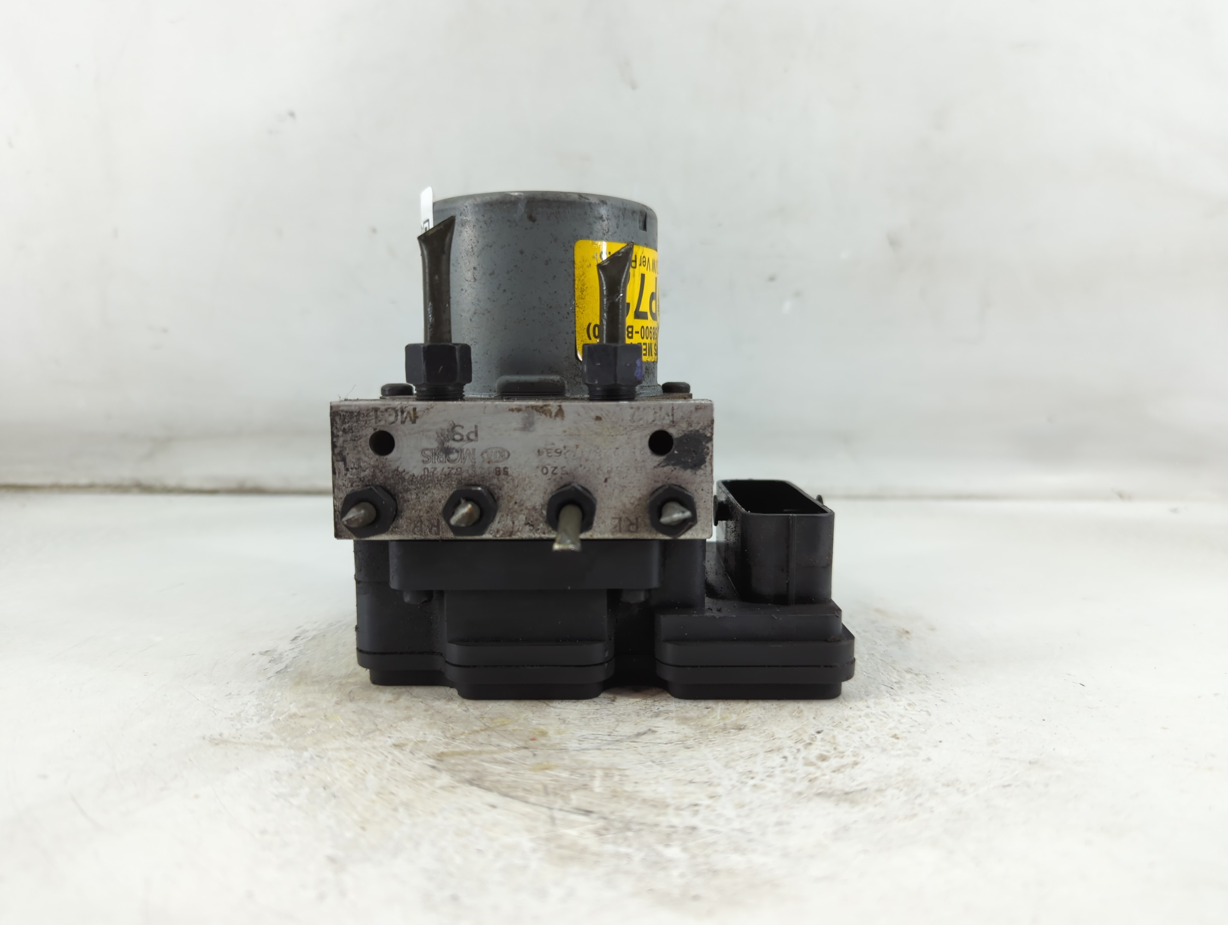 2016-2016 Kia Soul Abs Pump Control Module 924839 - Oemusedautoparts1.com