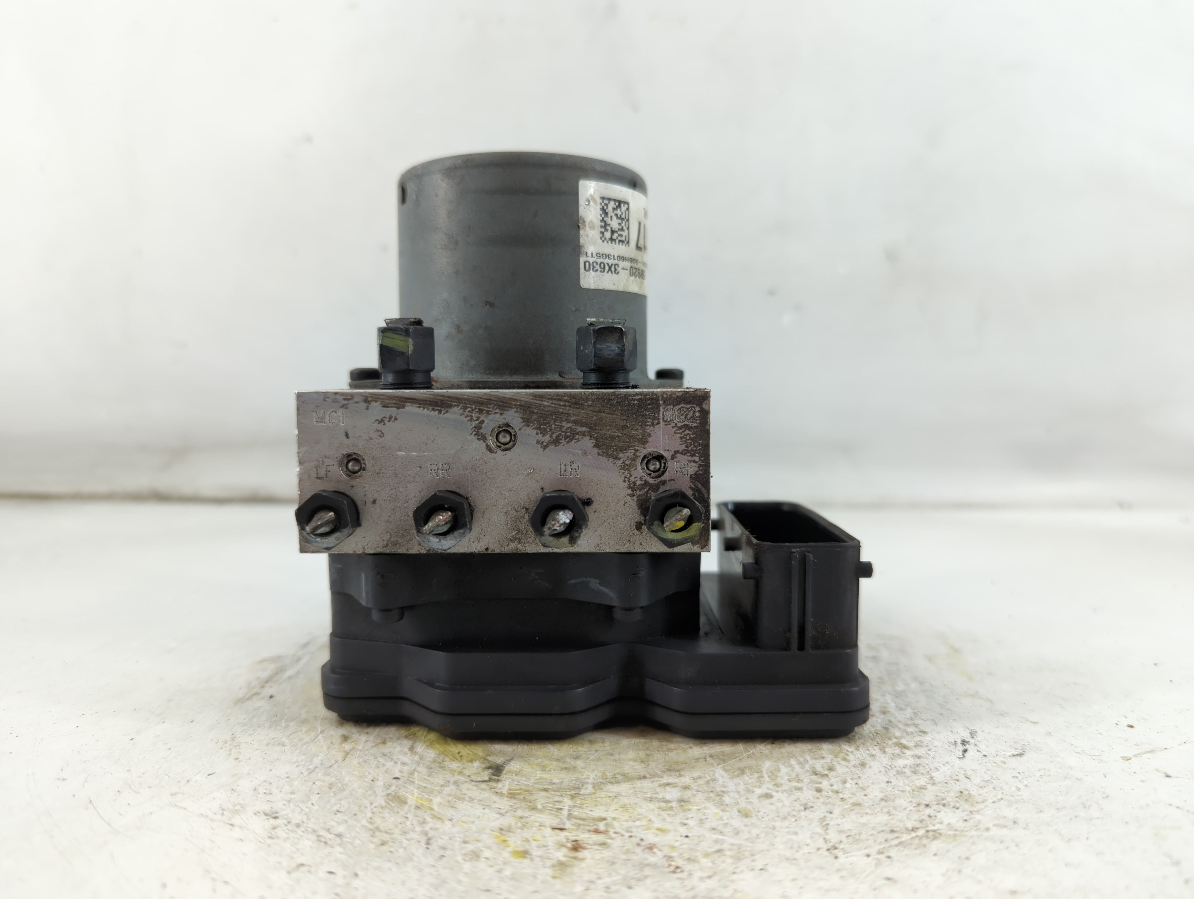 2014-2016 Hyundai Elantra Abs Pump Control Module 924845 - Oemusedautoparts1.com