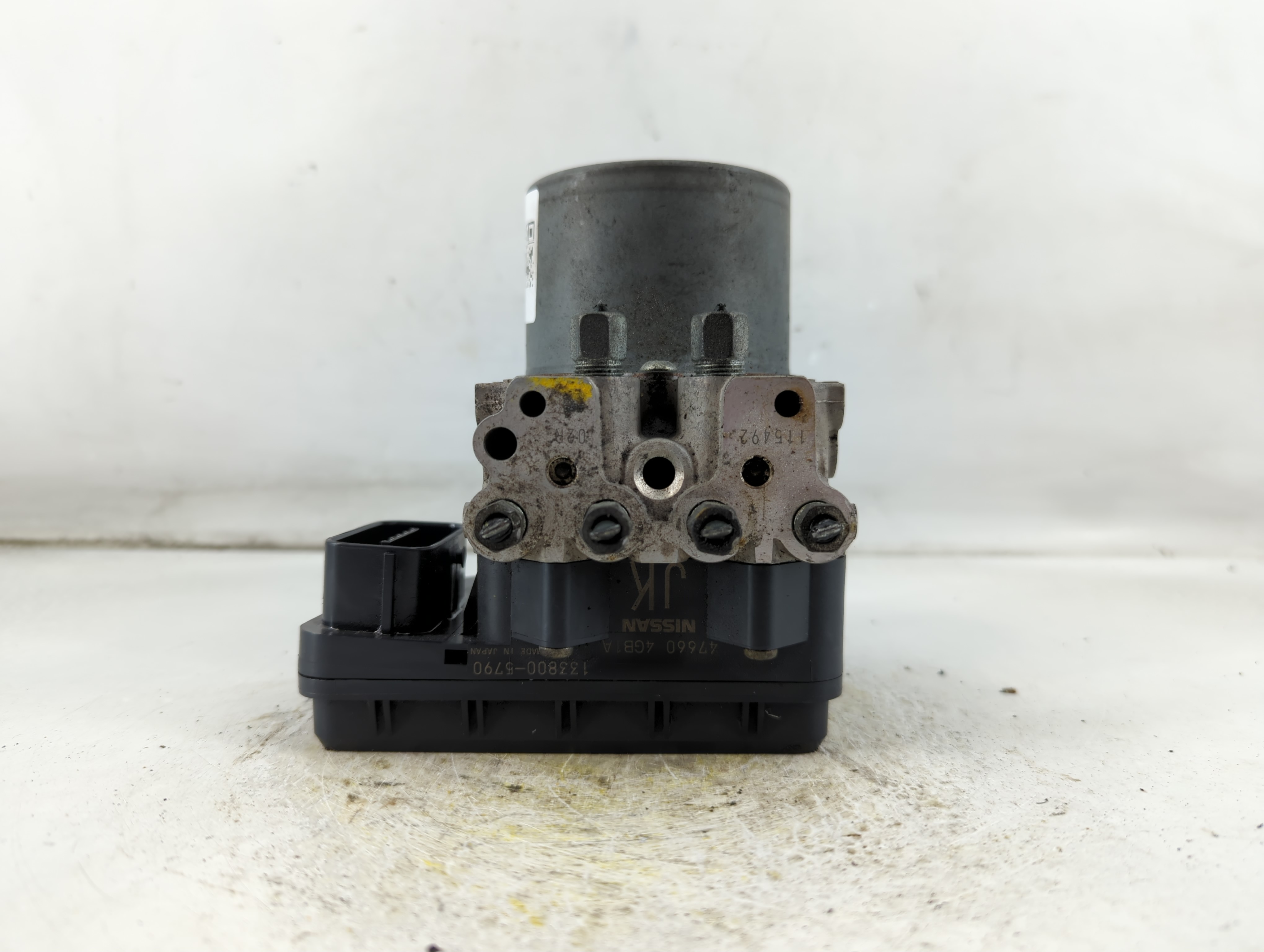 2014-2015 Infiniti Q50 Abs Pump Control Module 924866 - Oemusedautoparts1.com