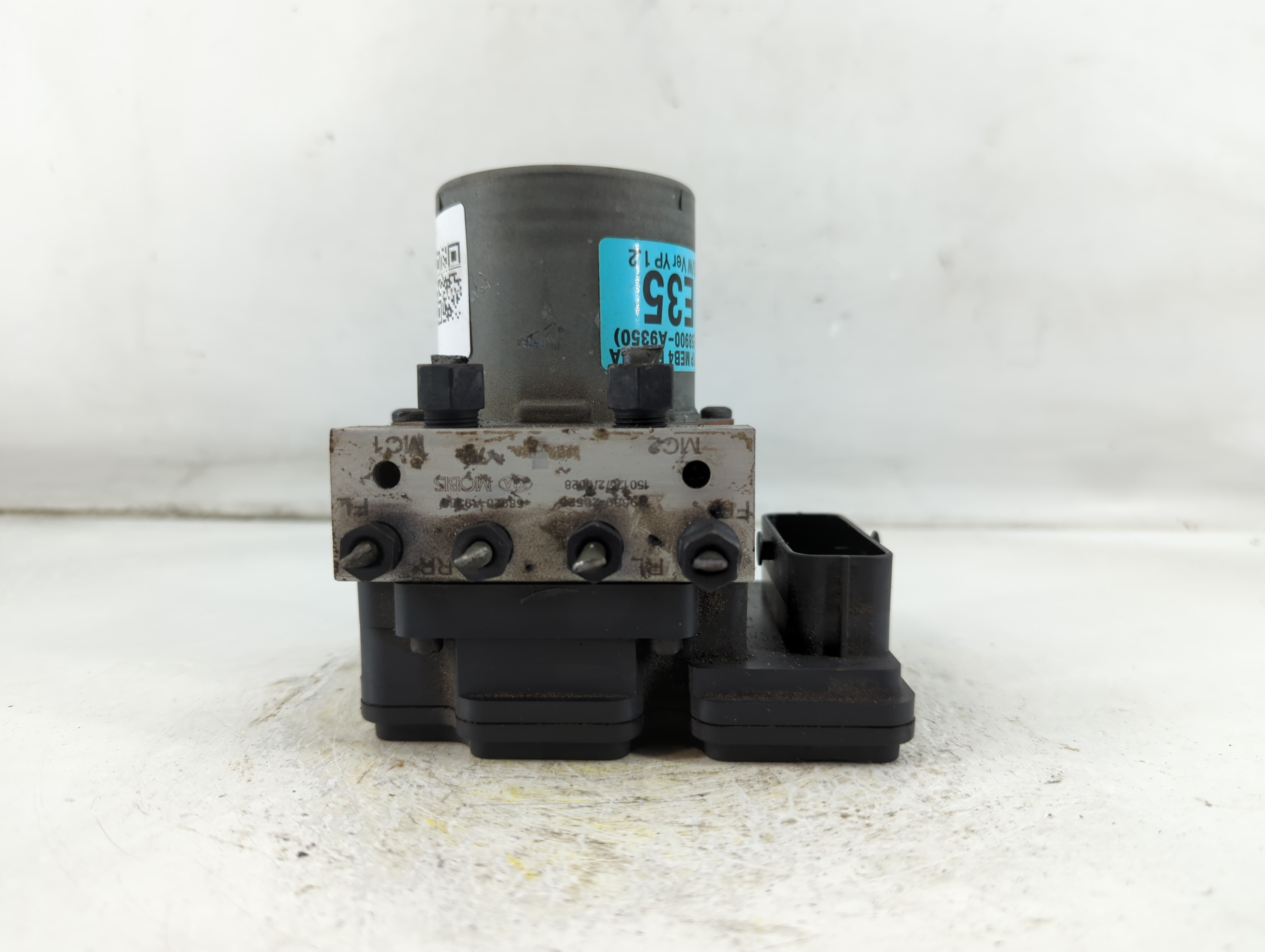 2015-2018 Kia Sedona Abs Pump Control Module 924877 - Oemusedautoparts1.com