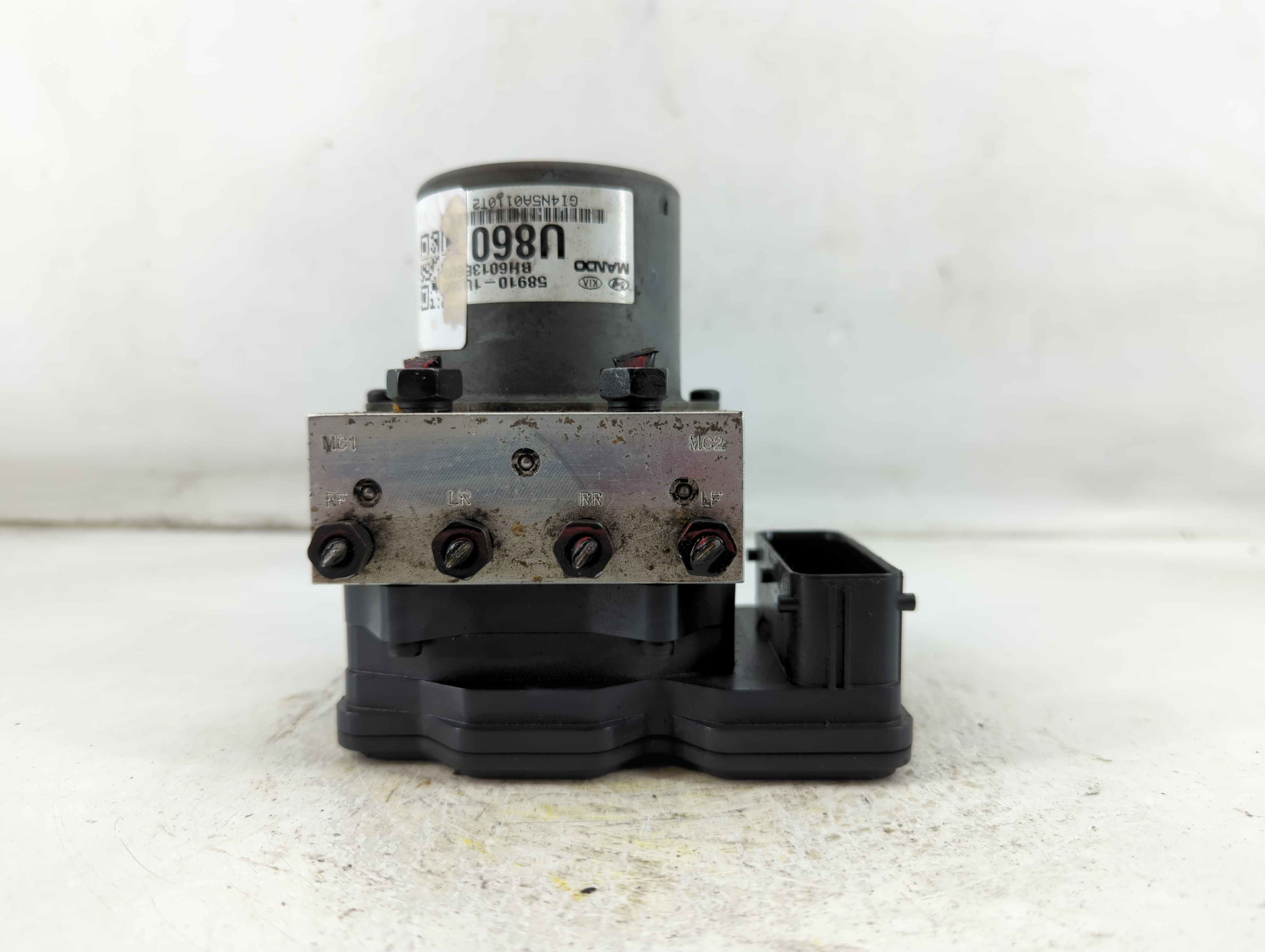 2011-2013 Kia Sorento Abs Pump Control Module 924878 - Oemusedautoparts1.com