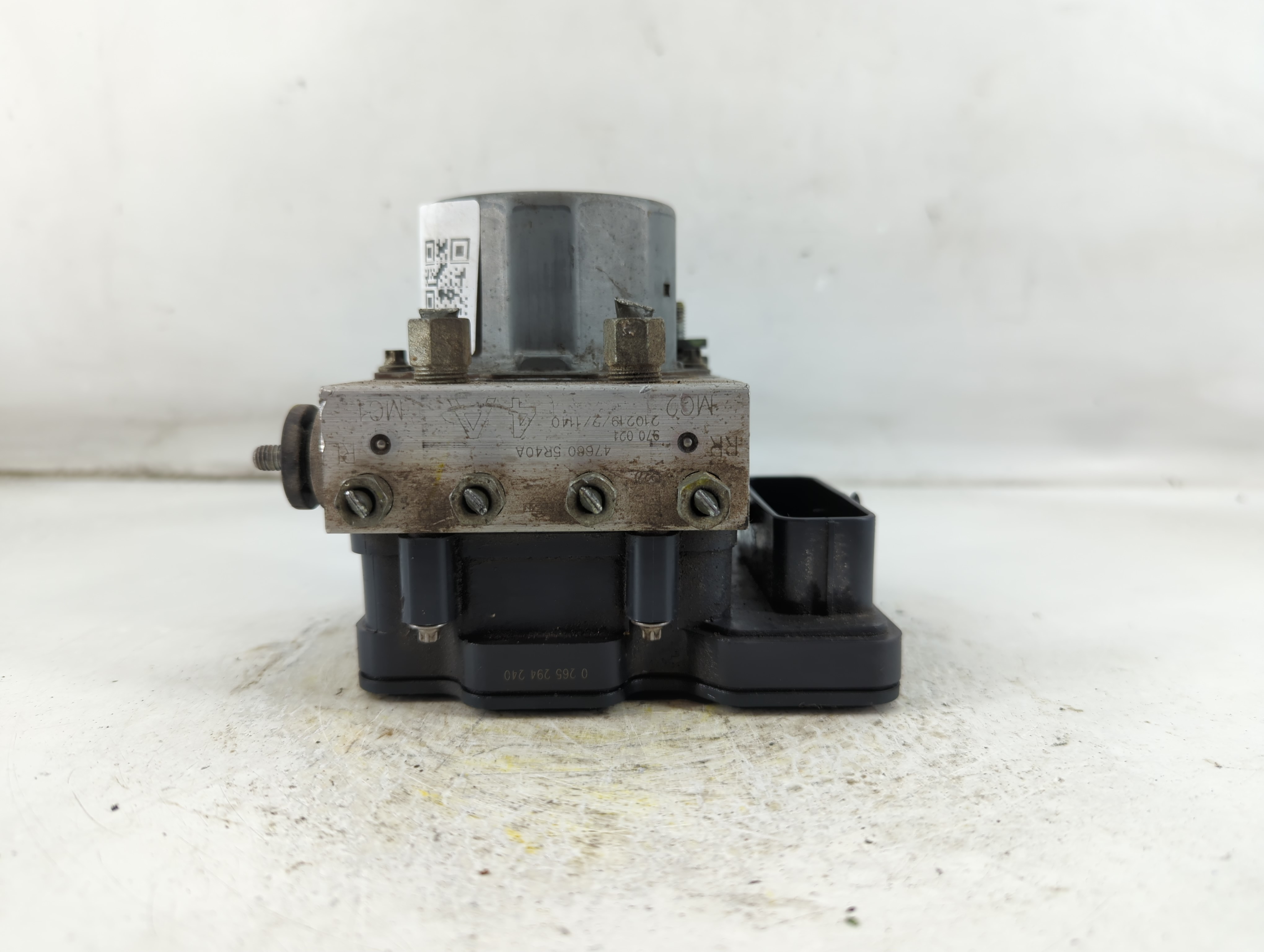 2021-2021 Nissan Kicks Abs Pump Control Module 924882 - Oemusedautoparts1.com