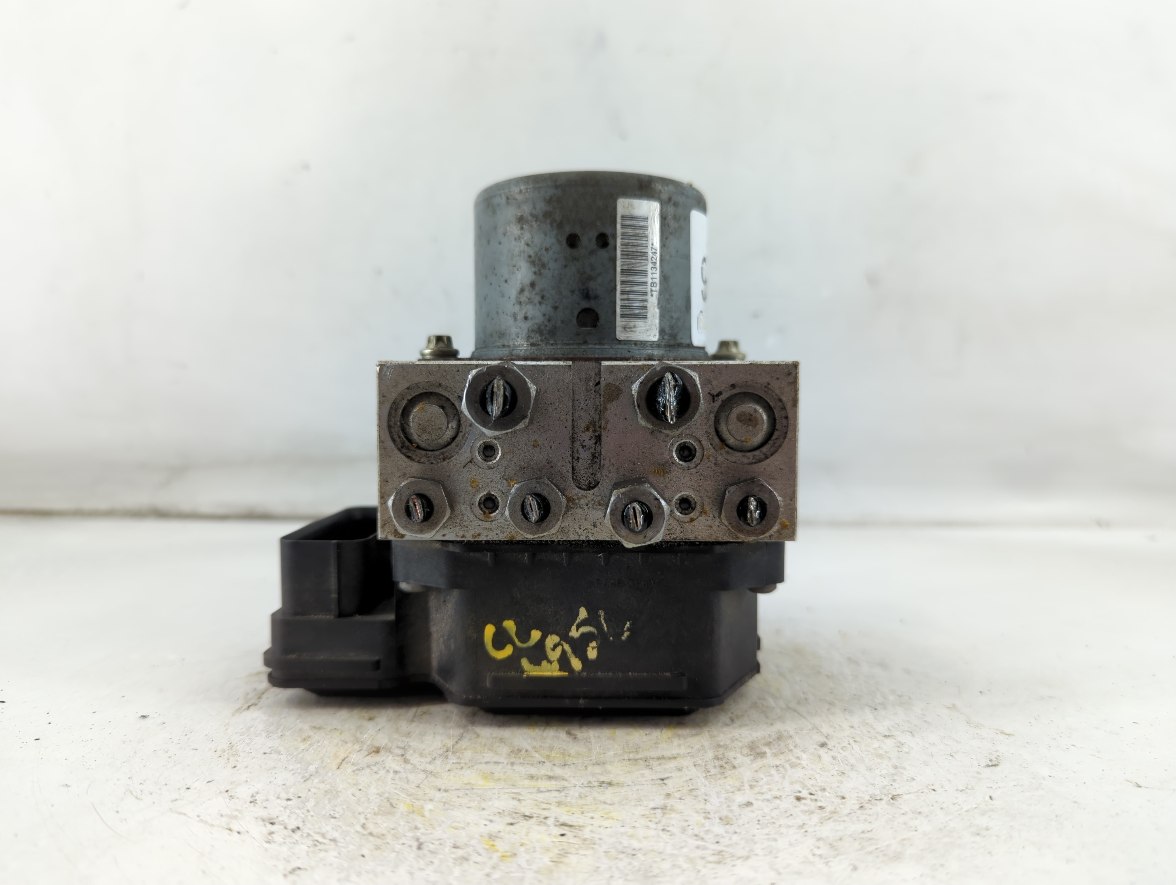 2011-2011 Ford Mustang Abs Pump Control Module 924897 - Oemusedautoparts1.com