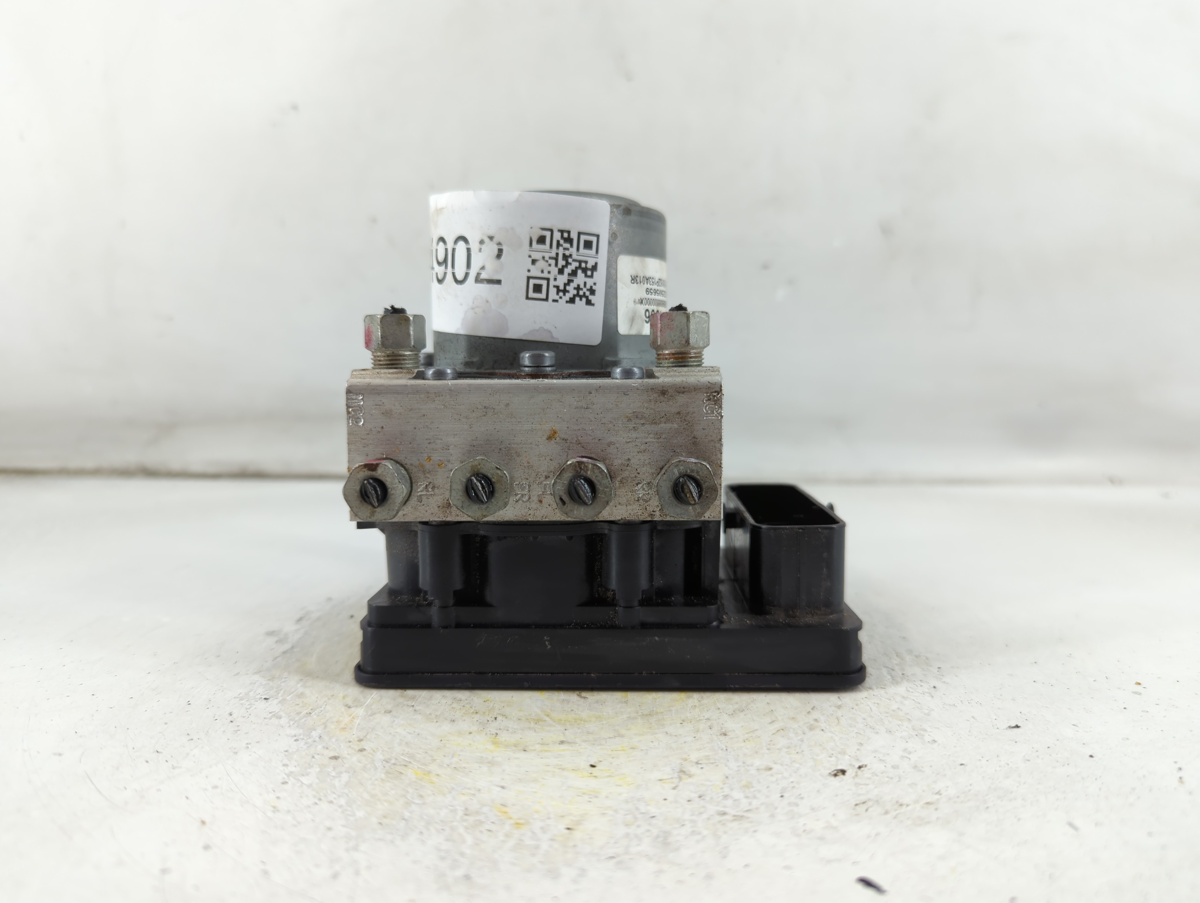2017-2020 Chevrolet Impala Abs Pump Control Module 924902 - Oemusedautoparts1.com