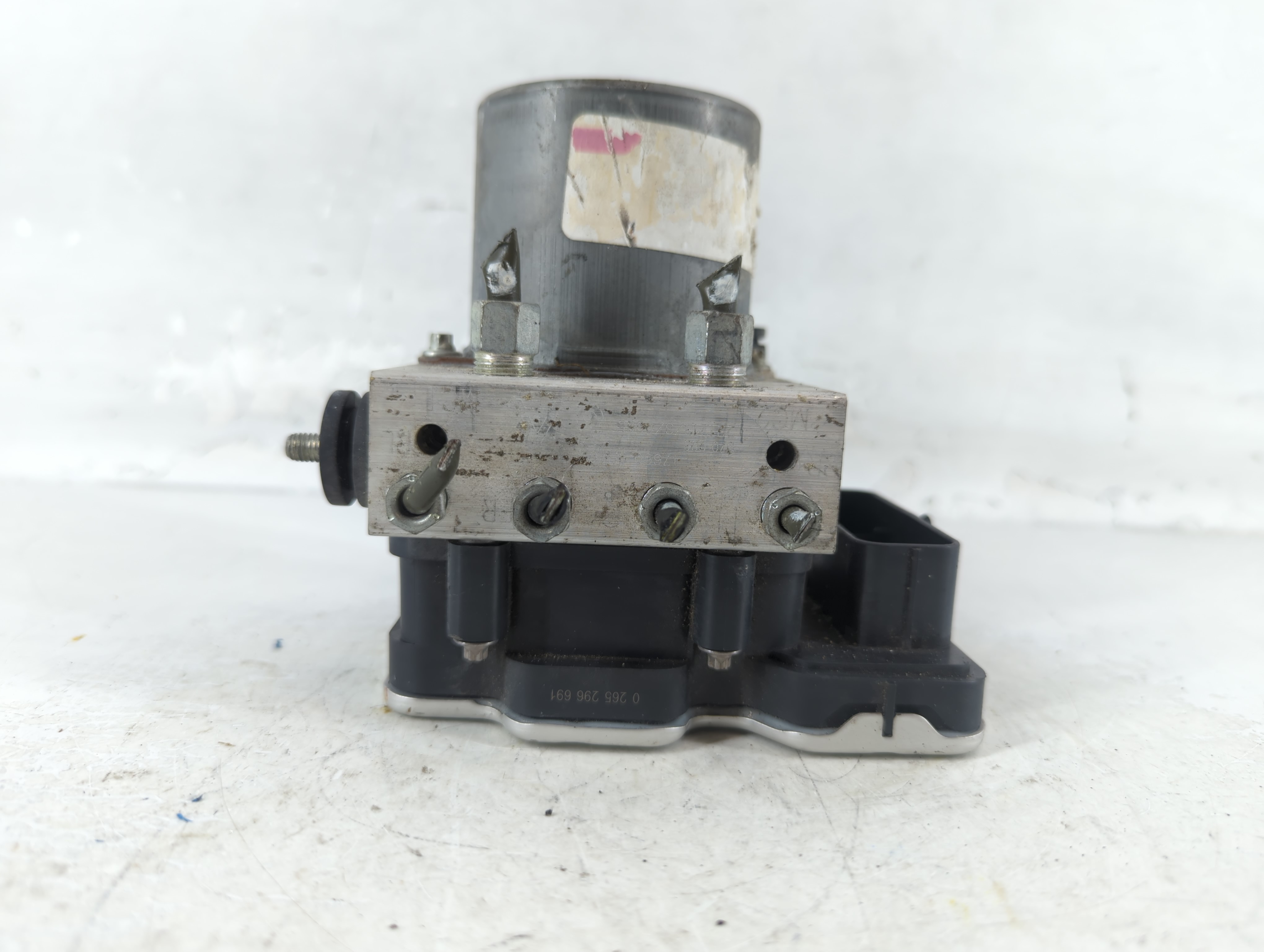 2023 Nissan Altima Abs Pump Control Module 924914 - Oemusedautoparts1.com