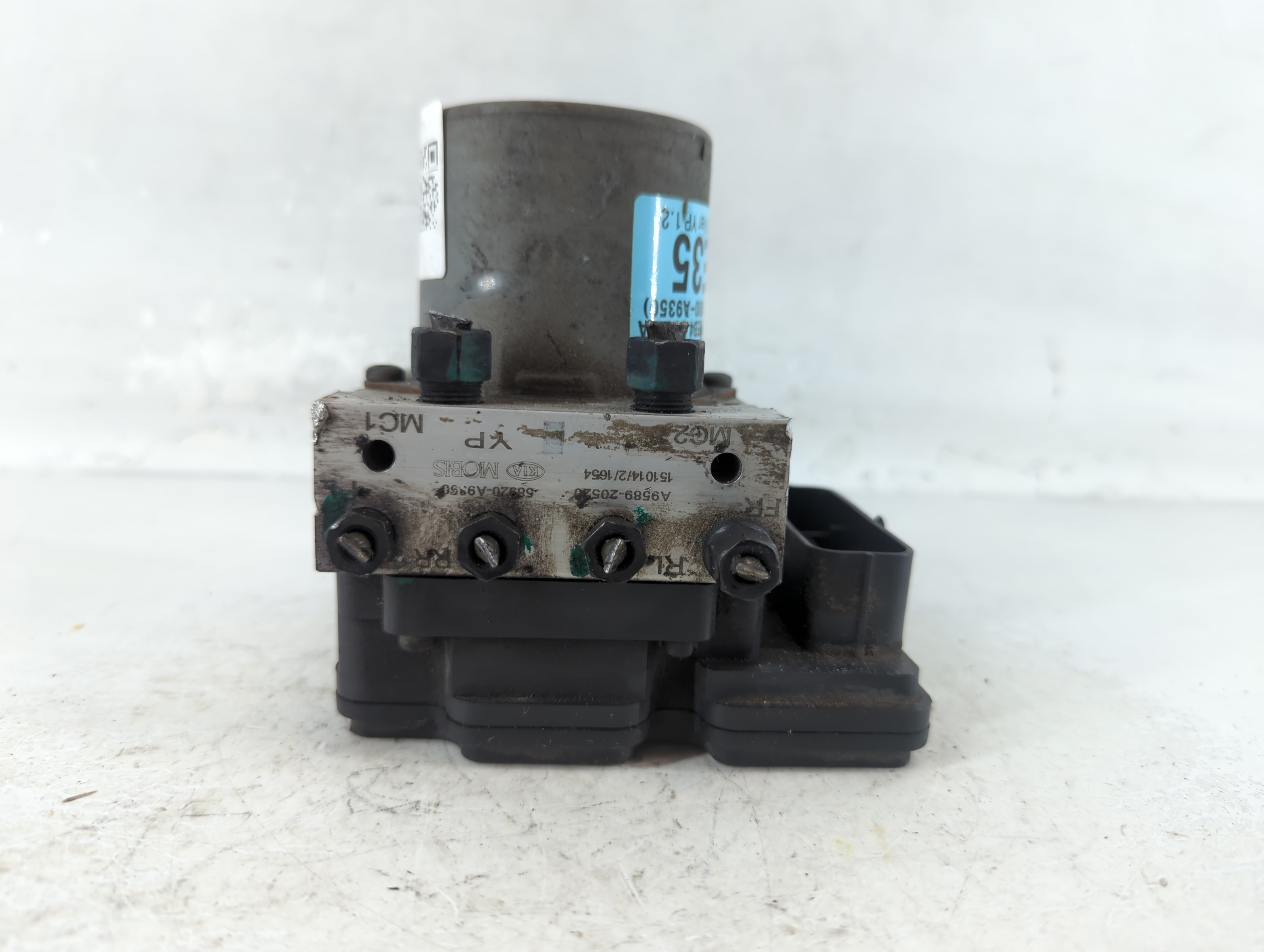 2015-2018 Kia Sedona Abs Pump Control Module 924927 - Oemusedautoparts1.com