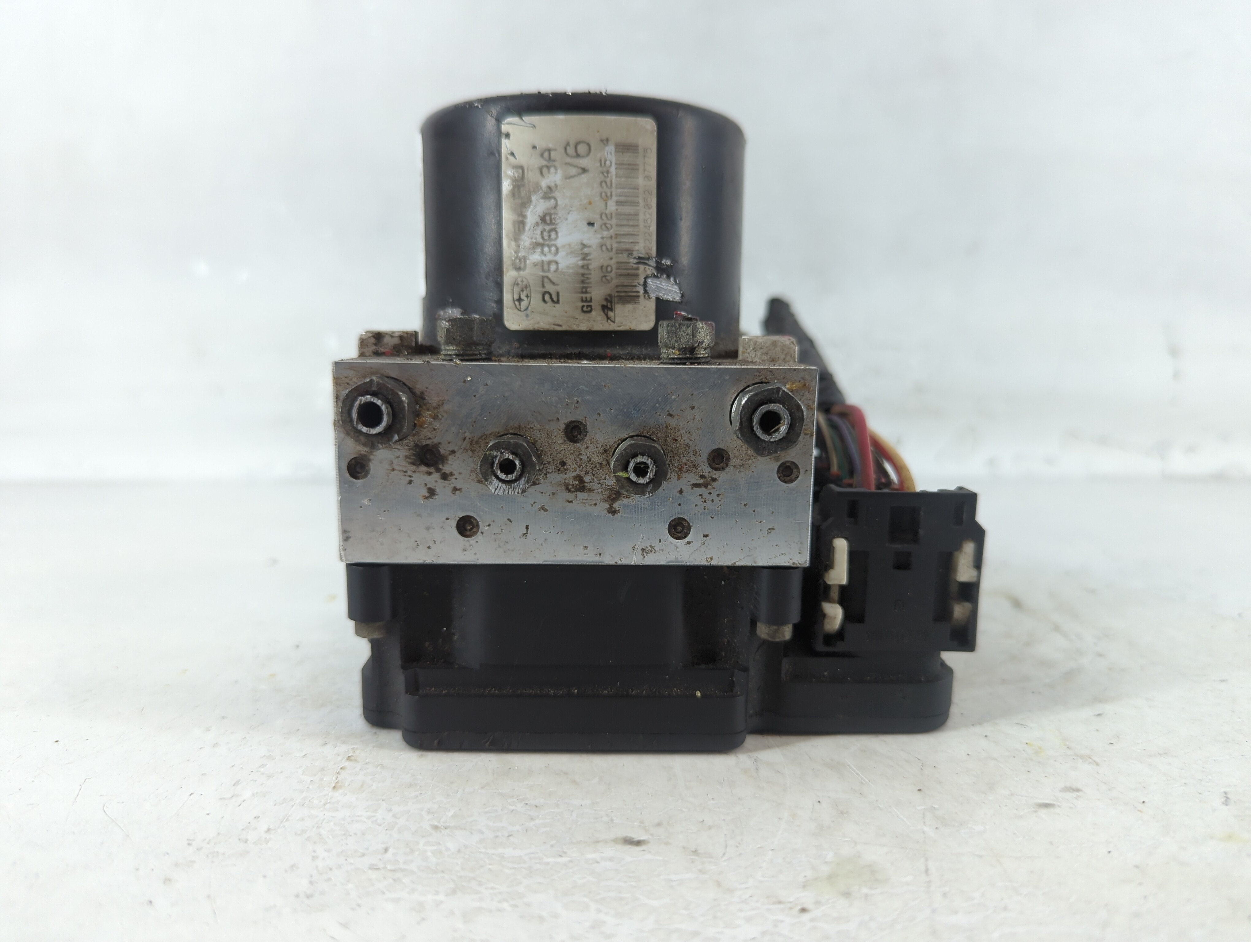 2013-2014 Subaru Legacy Abs Pump Control Module 924976 - Oemusedautoparts1.com
