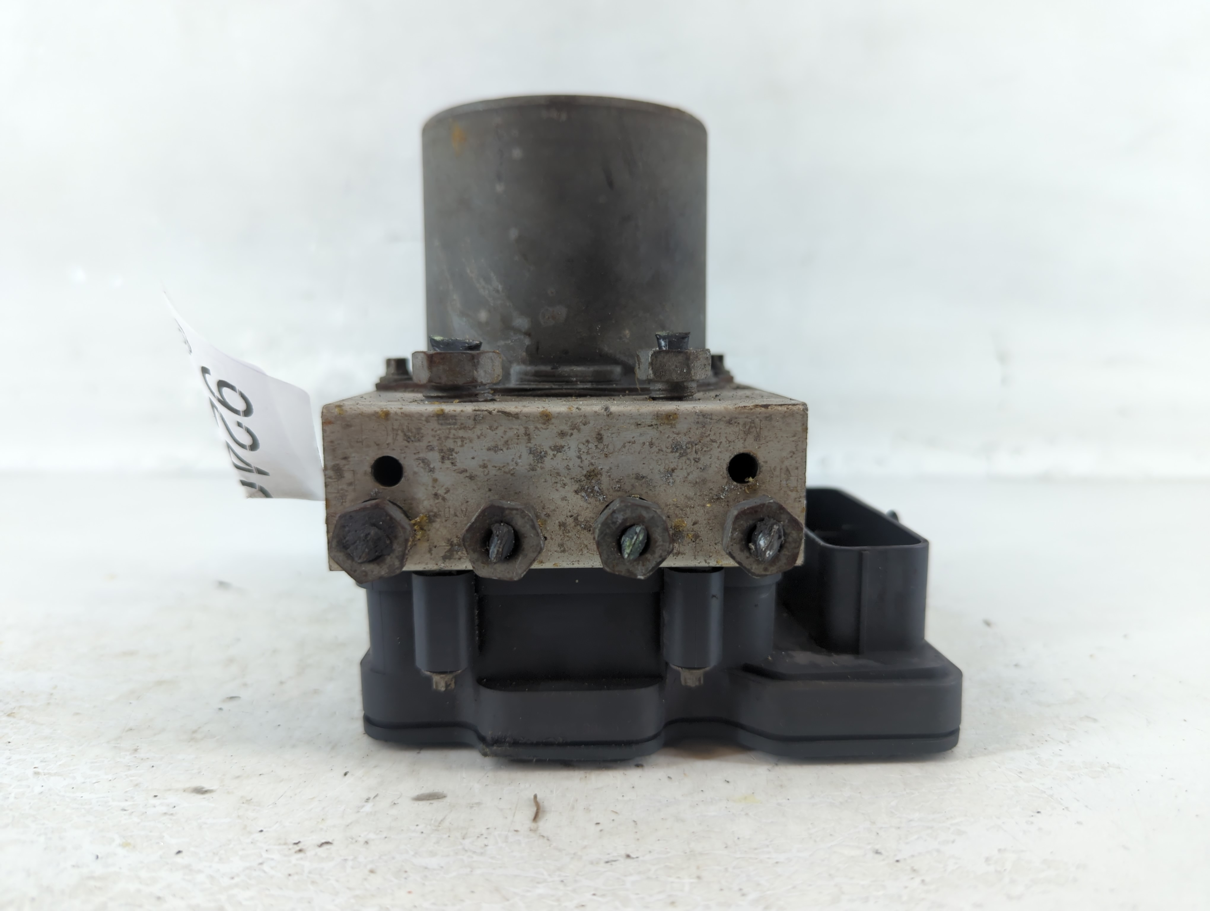 2015-2016 Ford F-150 Abs Pump Control Module 924987 - Oemusedautoparts1.com