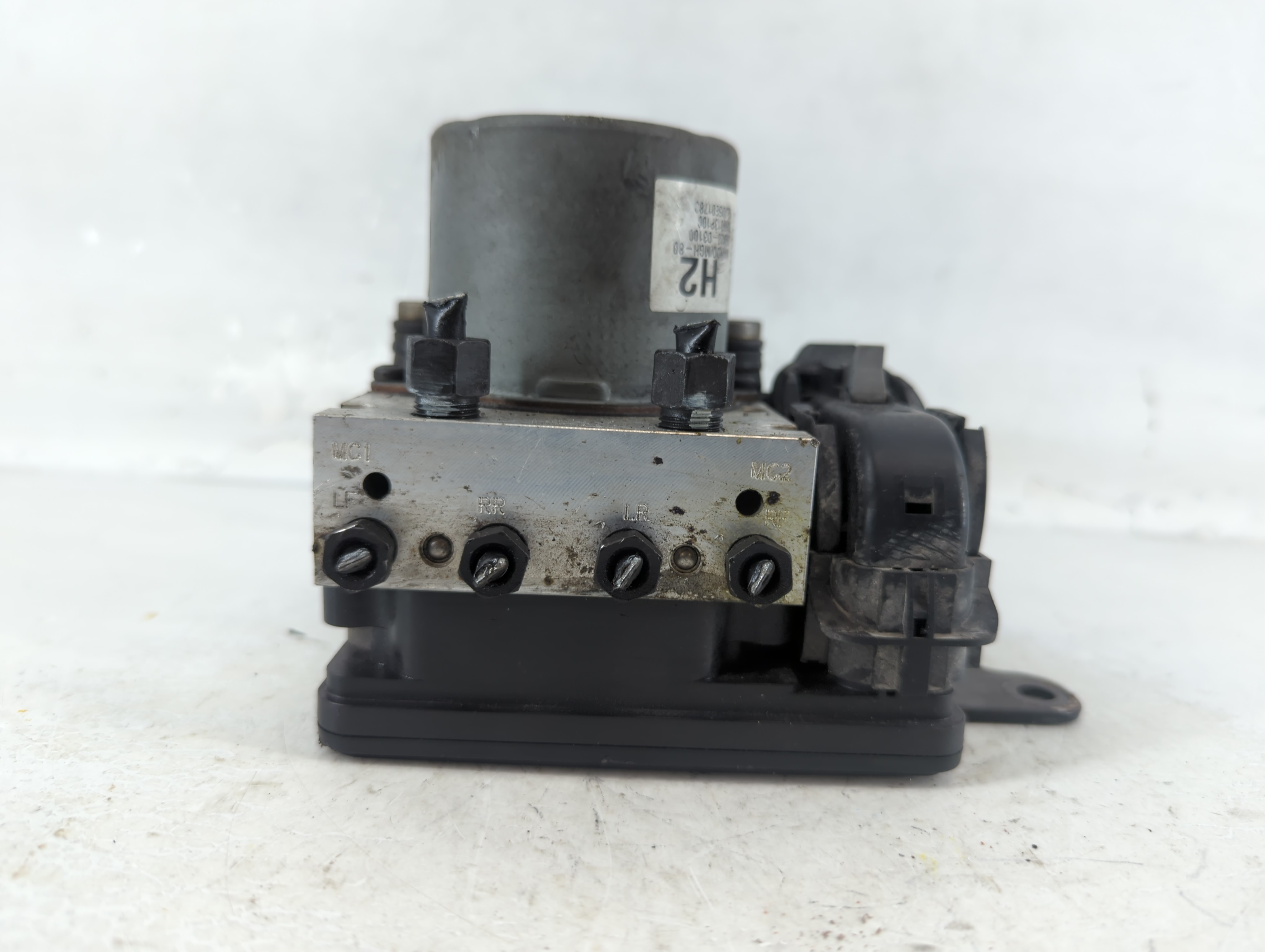 Picture of 2016-2018 Hyundai Tucson Abs Pump Control Module 924988