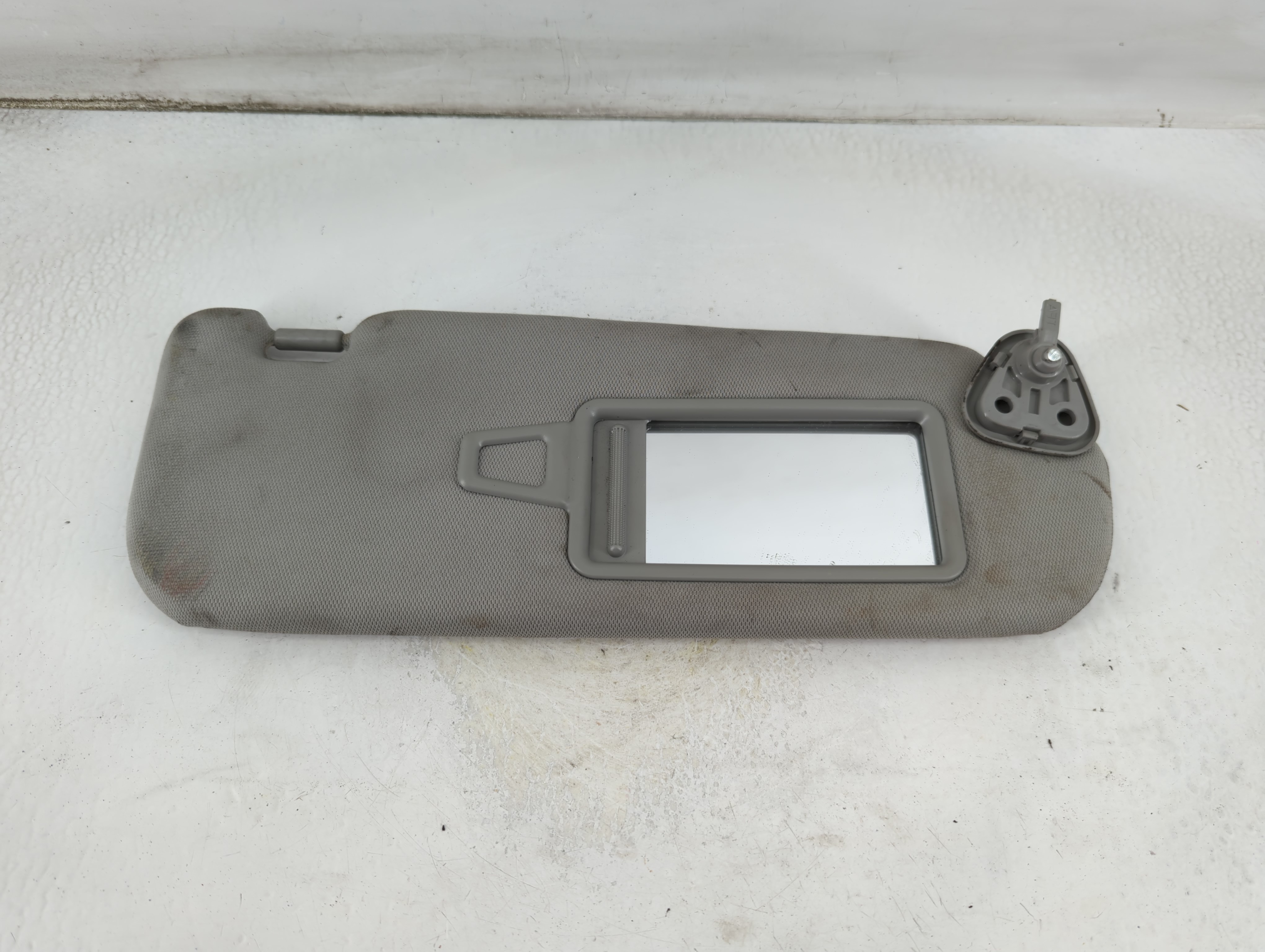 2011-2016 Kia Optima Driver Sun Visor Mirror Left Sunvisor Dark Gray 925014 - Oemusedautoparts1.com