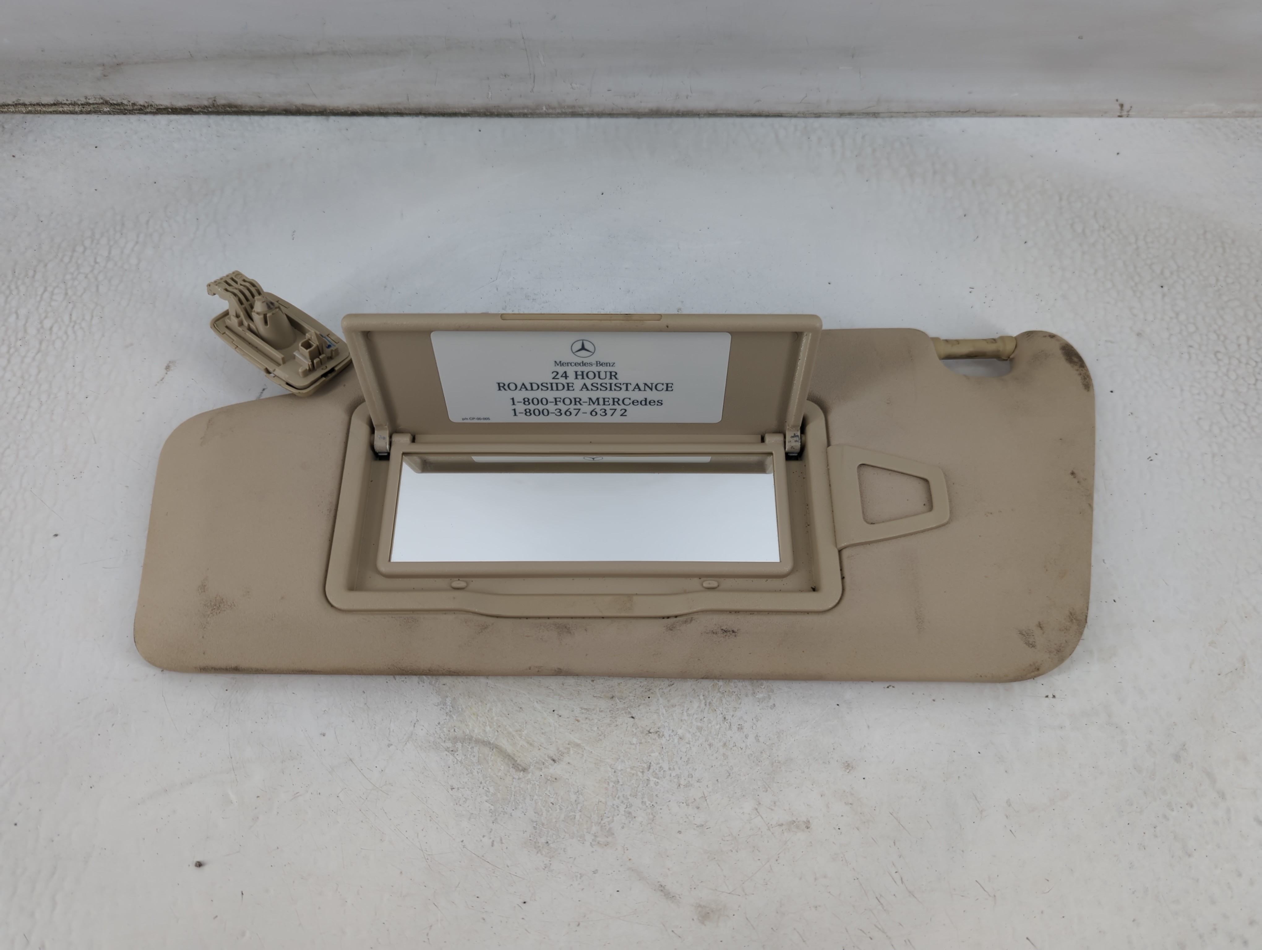 2010-2014 Mercedes-benz C250 Driver Sun Visor Mirror Left Sunvisor Tan 925031 - Oemusedautoparts1.com