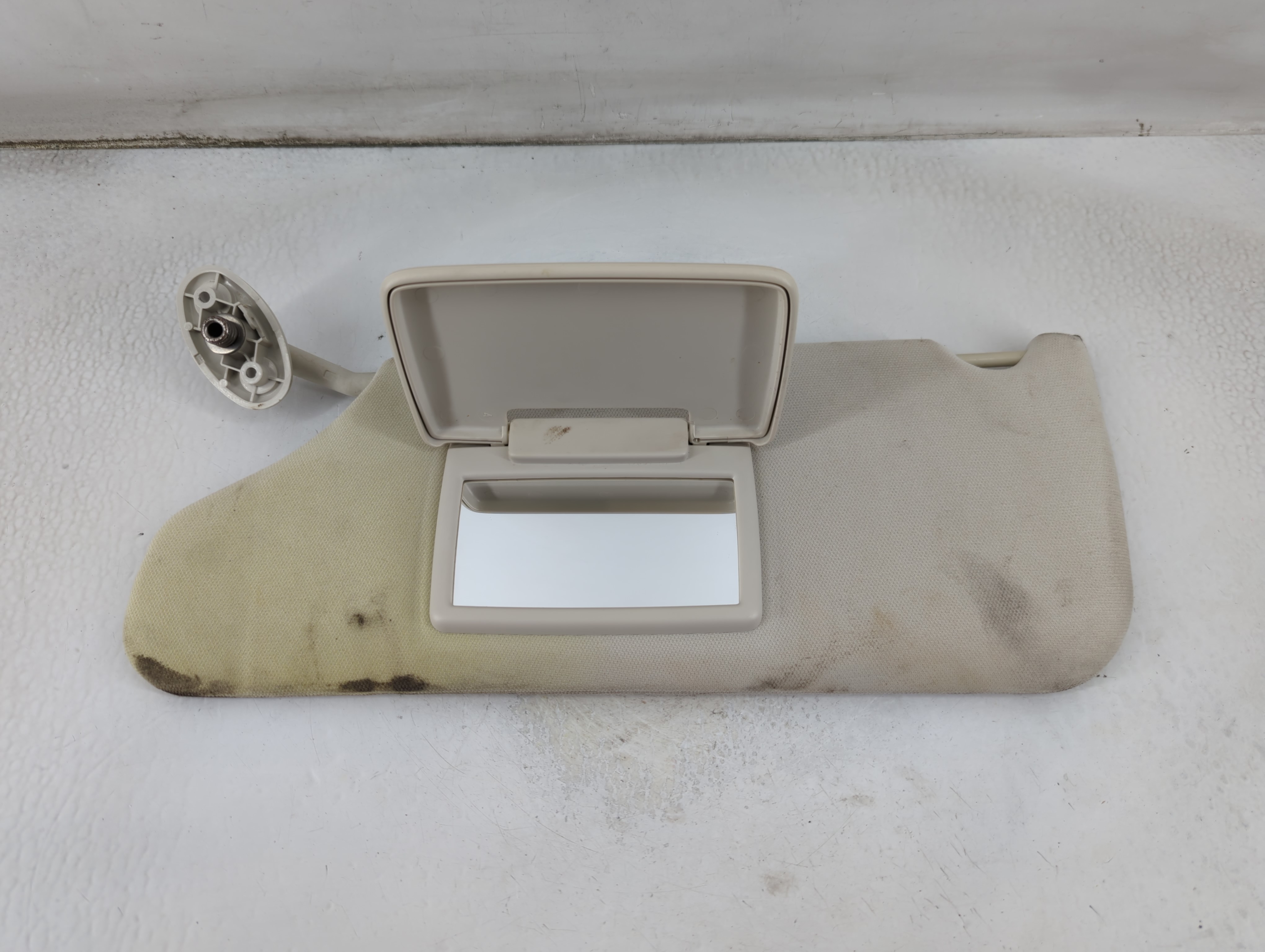 2008-2010 Dodge Avenger Driver Sun Visor Mirror Left Sunvisor Ivory 925035 - Oemusedautoparts1.com