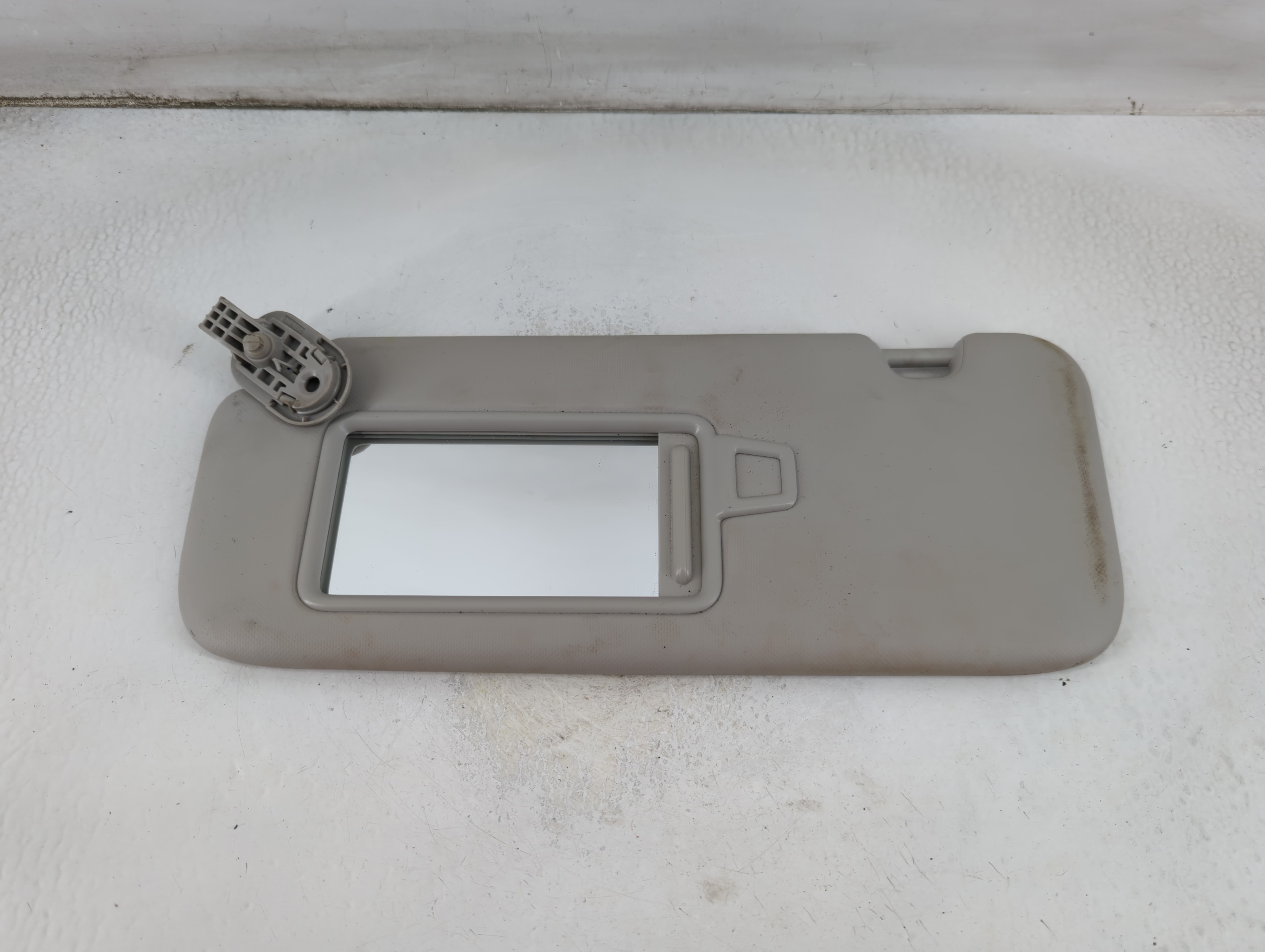 Picture of 2019-2021 Kia Forte Driver Sun Visor Mirror Left Sunvisor Light Gray 925043