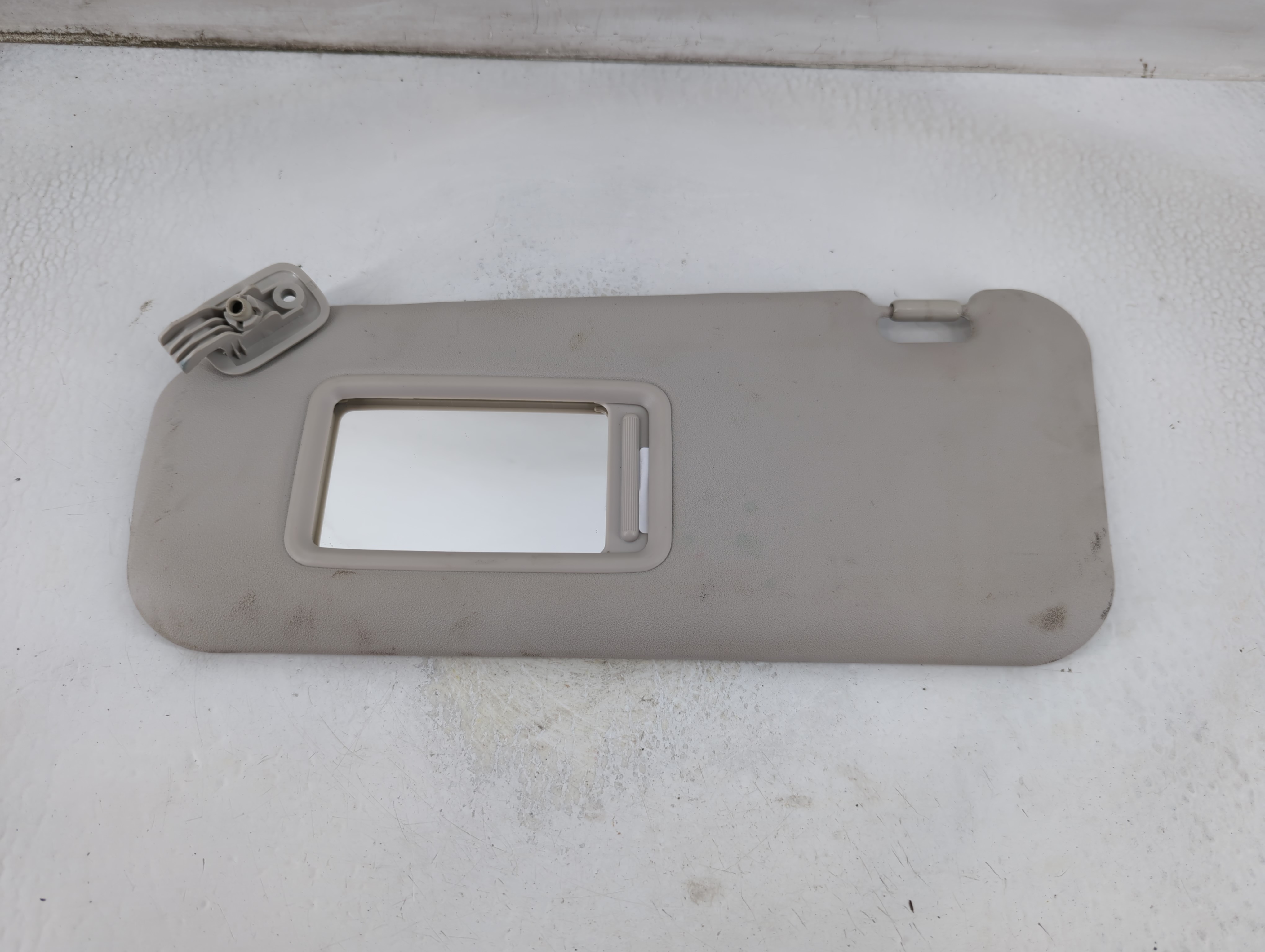 2010-2013 Mazda 3 Driver Sun Visor Mirror Left Sunvisor Ivory 925051 - Oemusedautoparts1.com