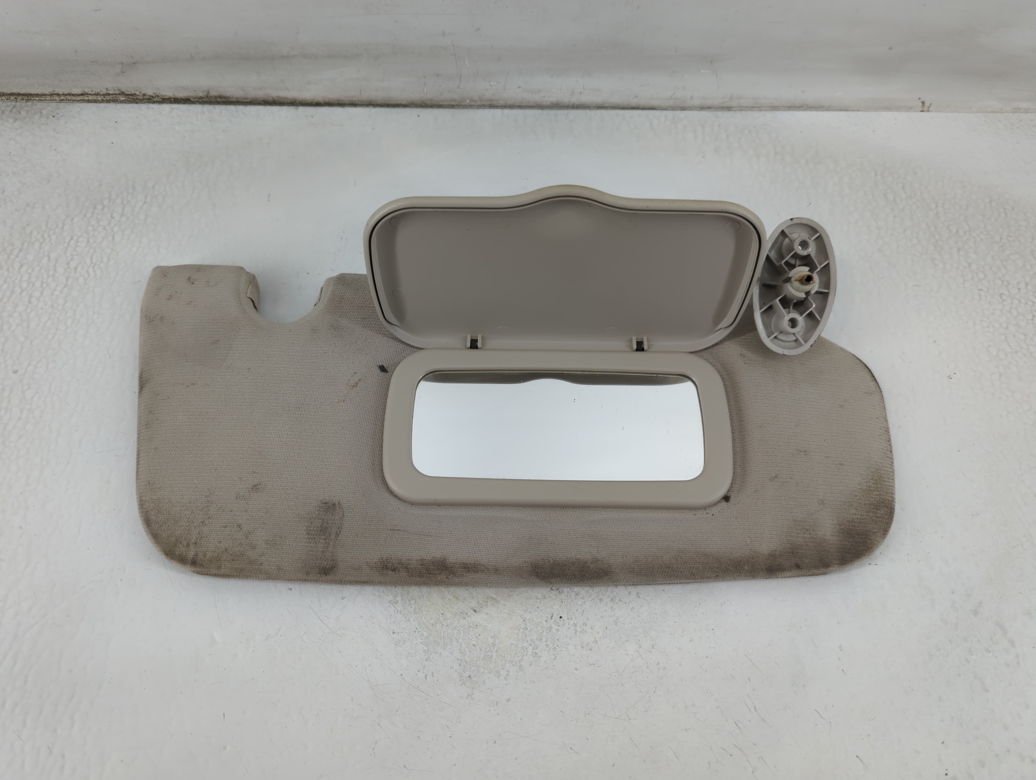 2010-2017 Jeep Patriot Passenger Sun Visor Mirror Right Sunvisor Gray 925074 - Oemusedautoparts1.com