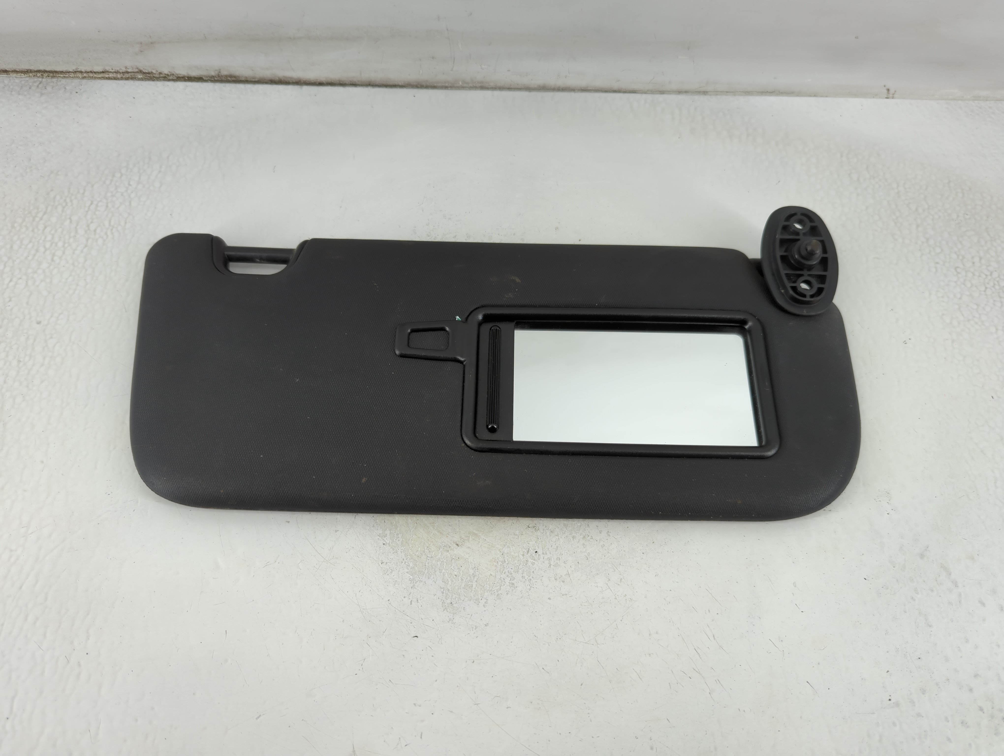 2014-2019 Kia Soul Driver Sun Visor Mirror Left Sunvisor Black 925077 - Oemusedautoparts1.com
